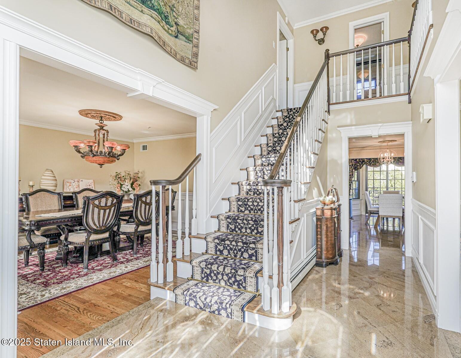 987 Ionia Avenue Image 3