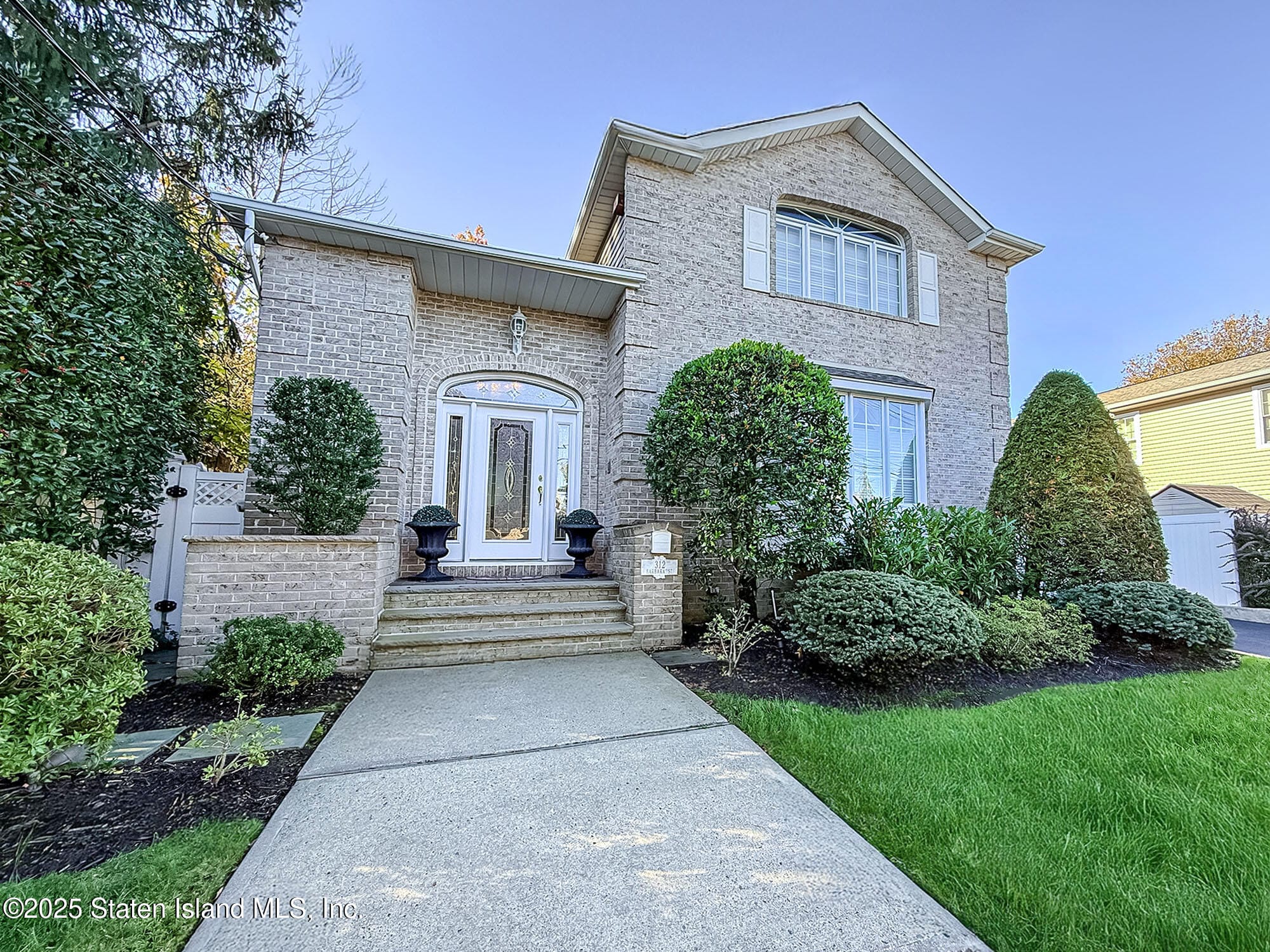 312 Barbara Street Image 2