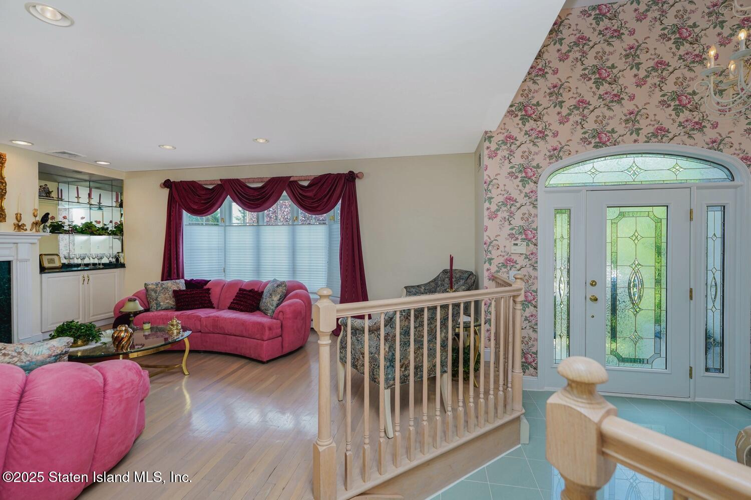 312 Barbara Street Image 5