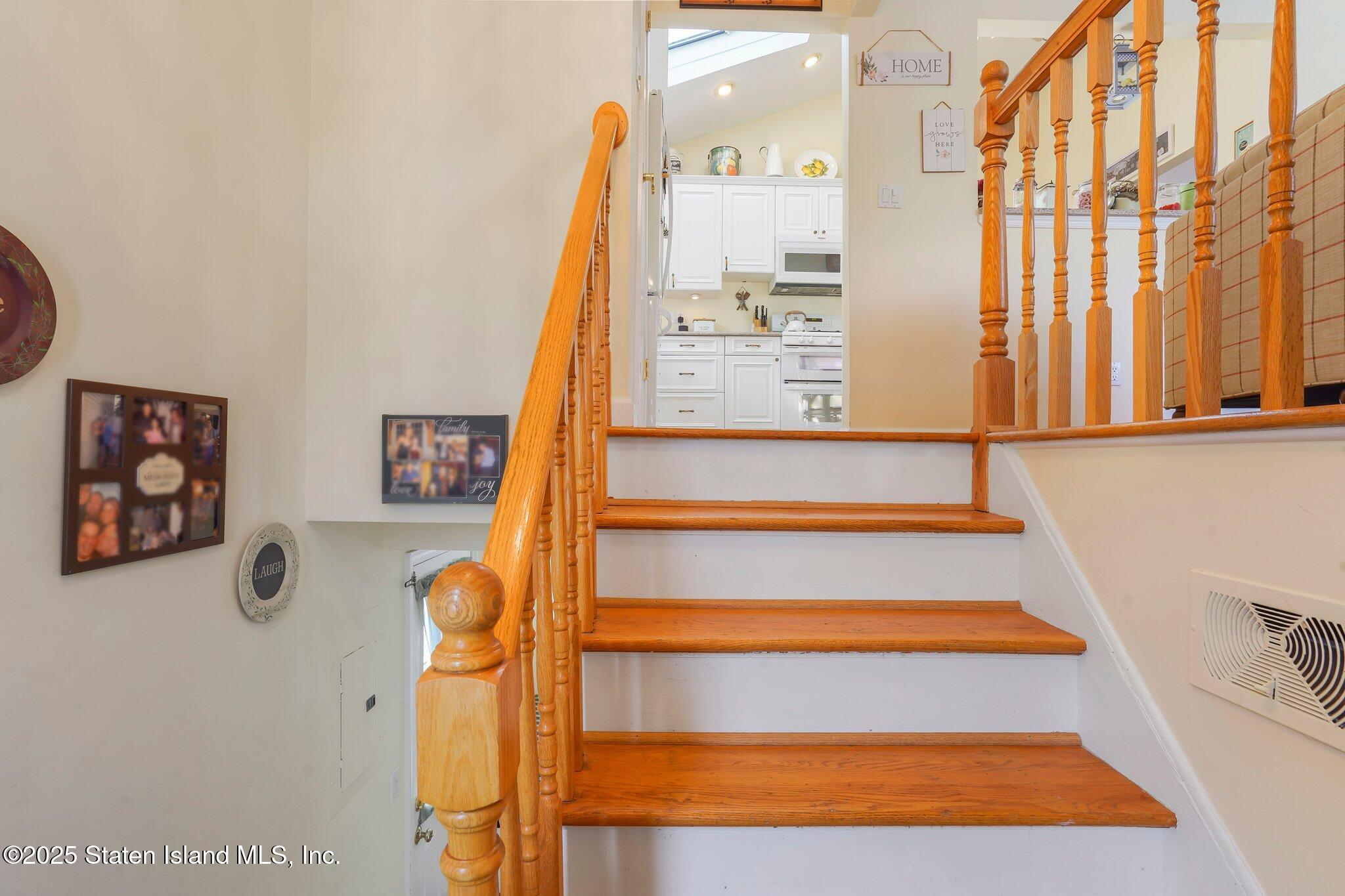 62 Augusta Avenue, Staten Island, NY, 10312 image 6