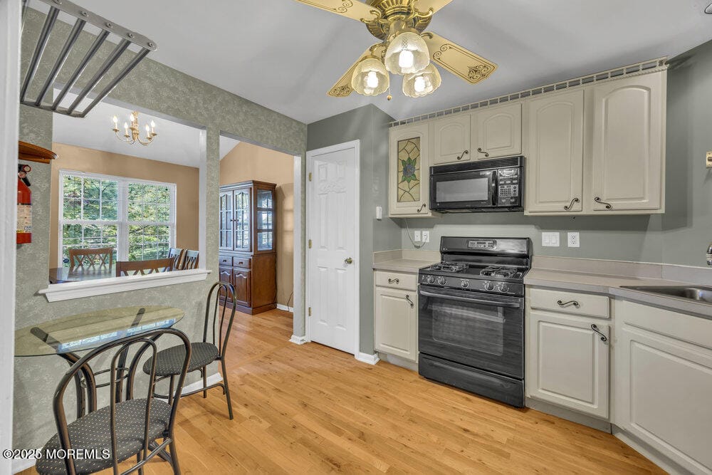 9 Rozalyn Lane 131, Laurence Harbor, NJ, 08879 image 8