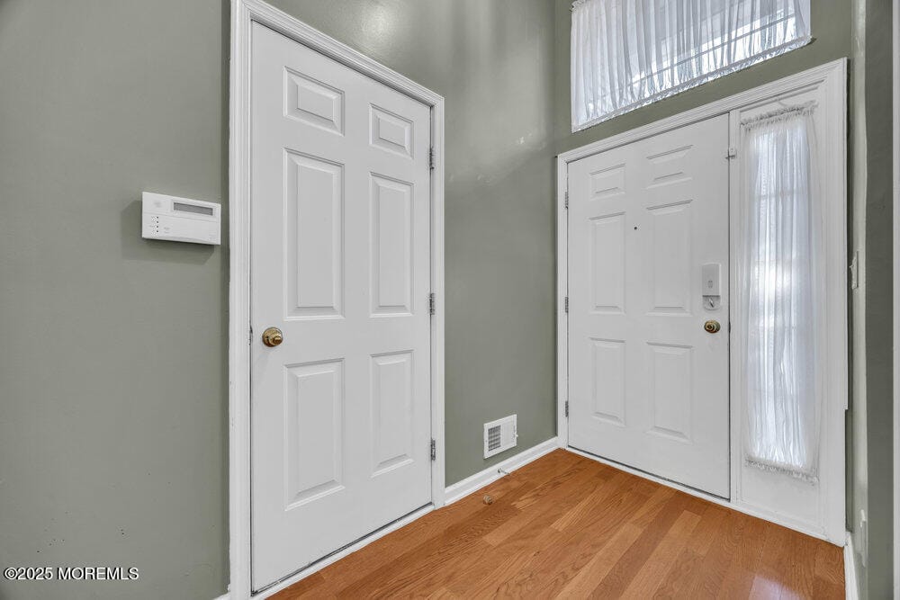 9 Rozalyn Lane 131 Image 3