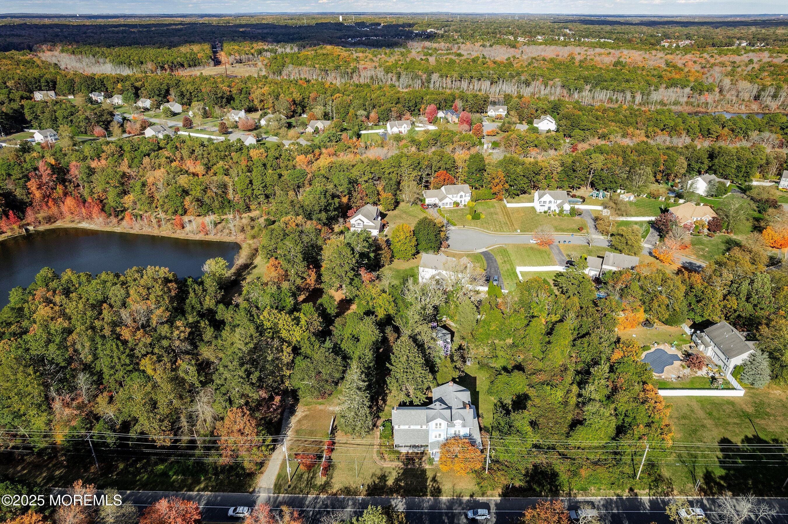 693 E Veterans Highway Image 2