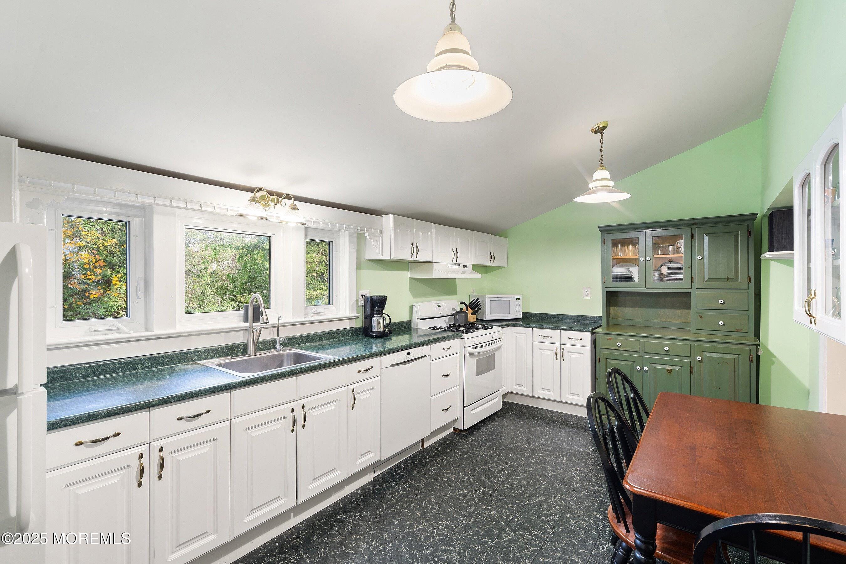 693 E Veterans Highway, Jackson, NJ, 08527 image 18