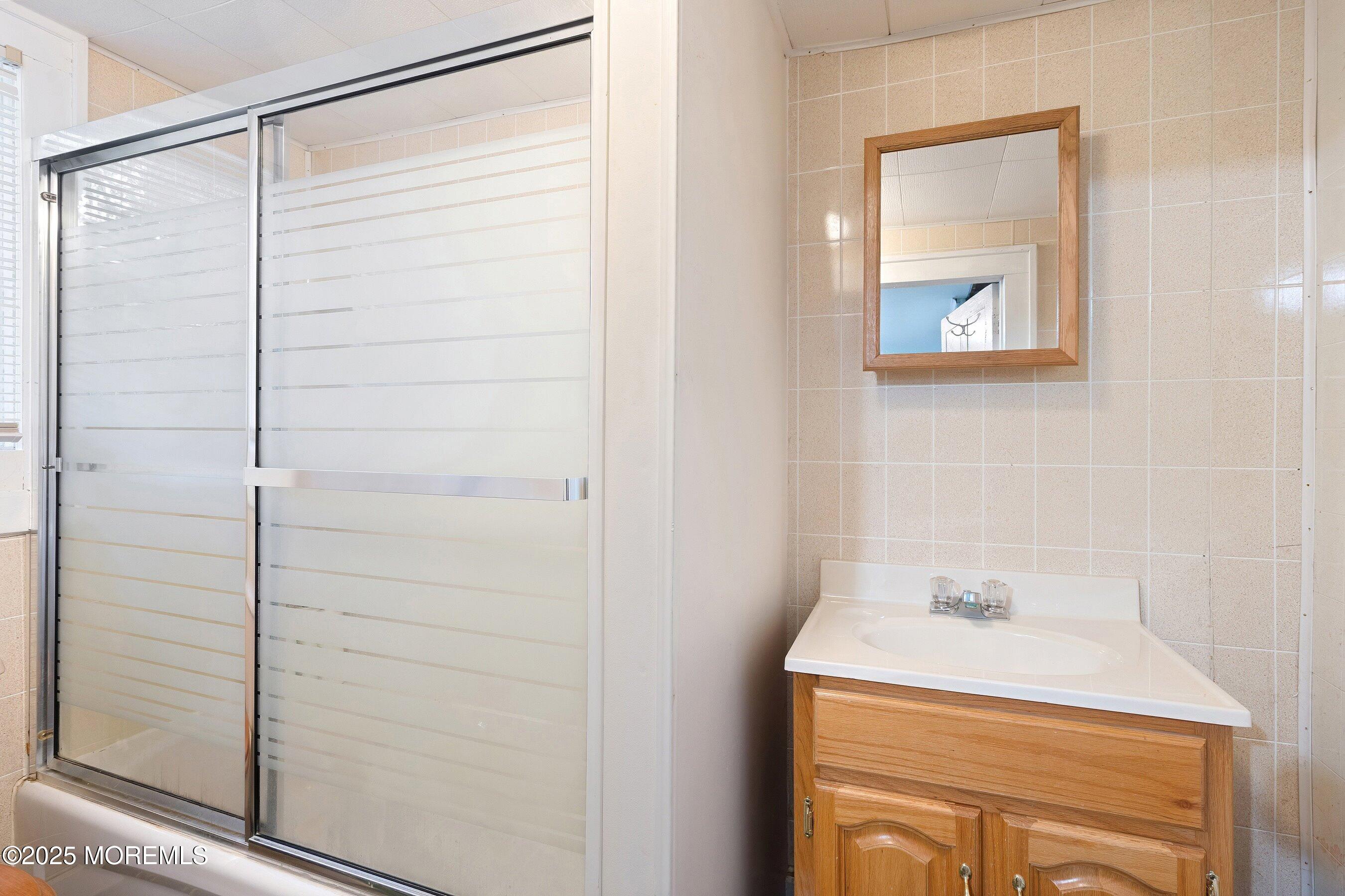 693 E Veterans Highway, Jackson, NJ, 08527 image 24