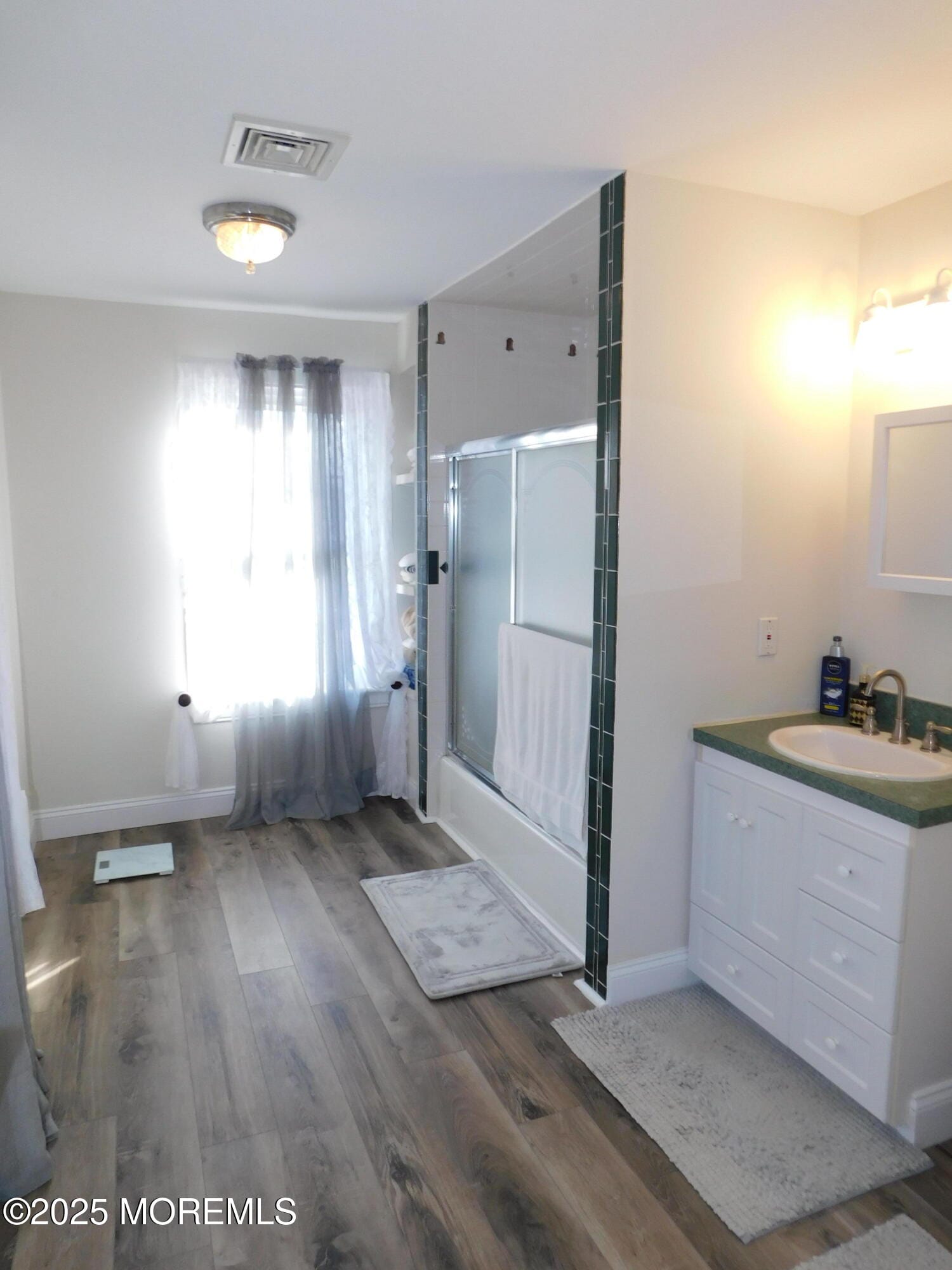 1 Desai Court, Freehold, NJ, 07728 image 22