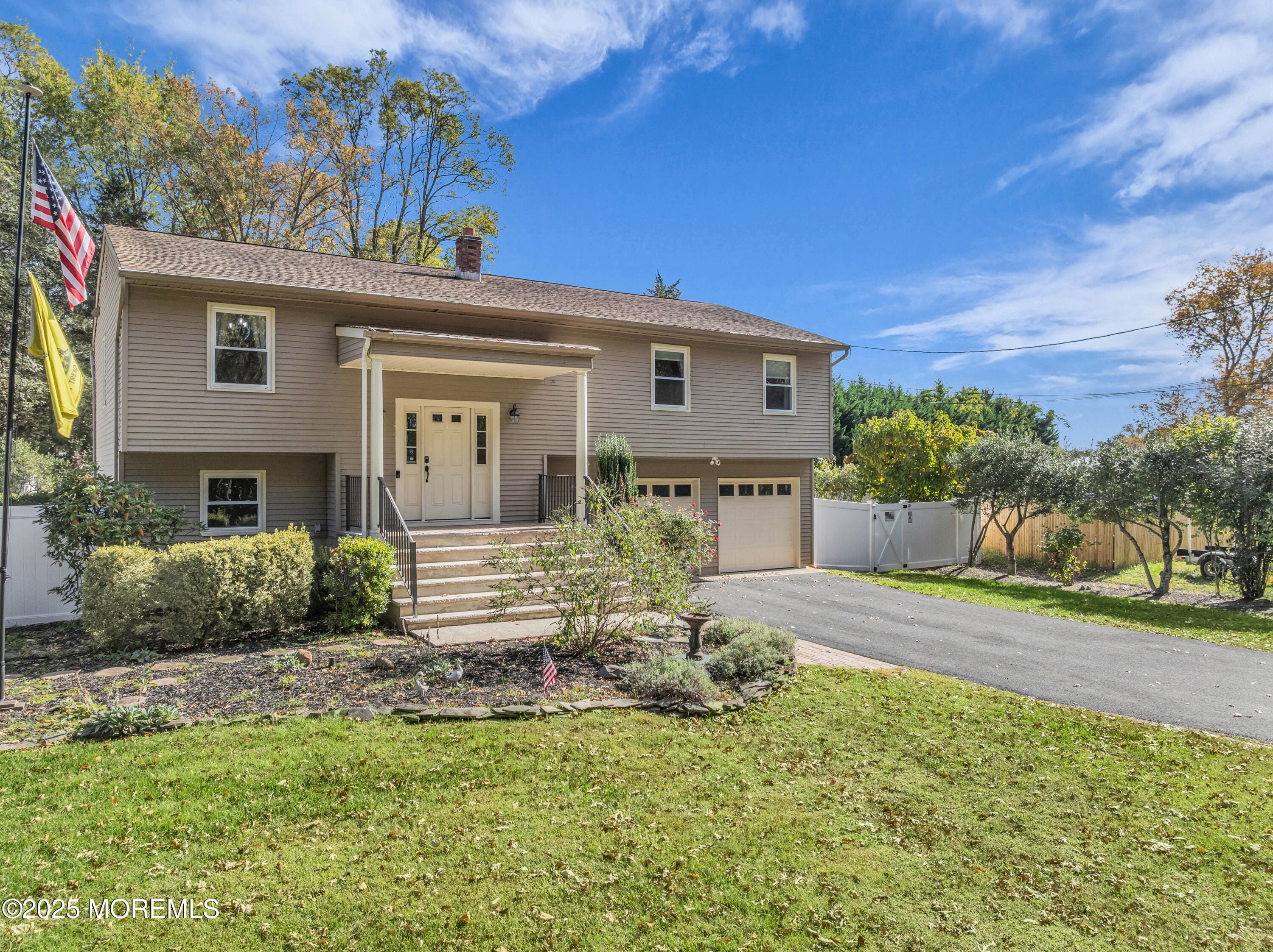 35 Merrick Road, Farmingdale, NJ, 07727