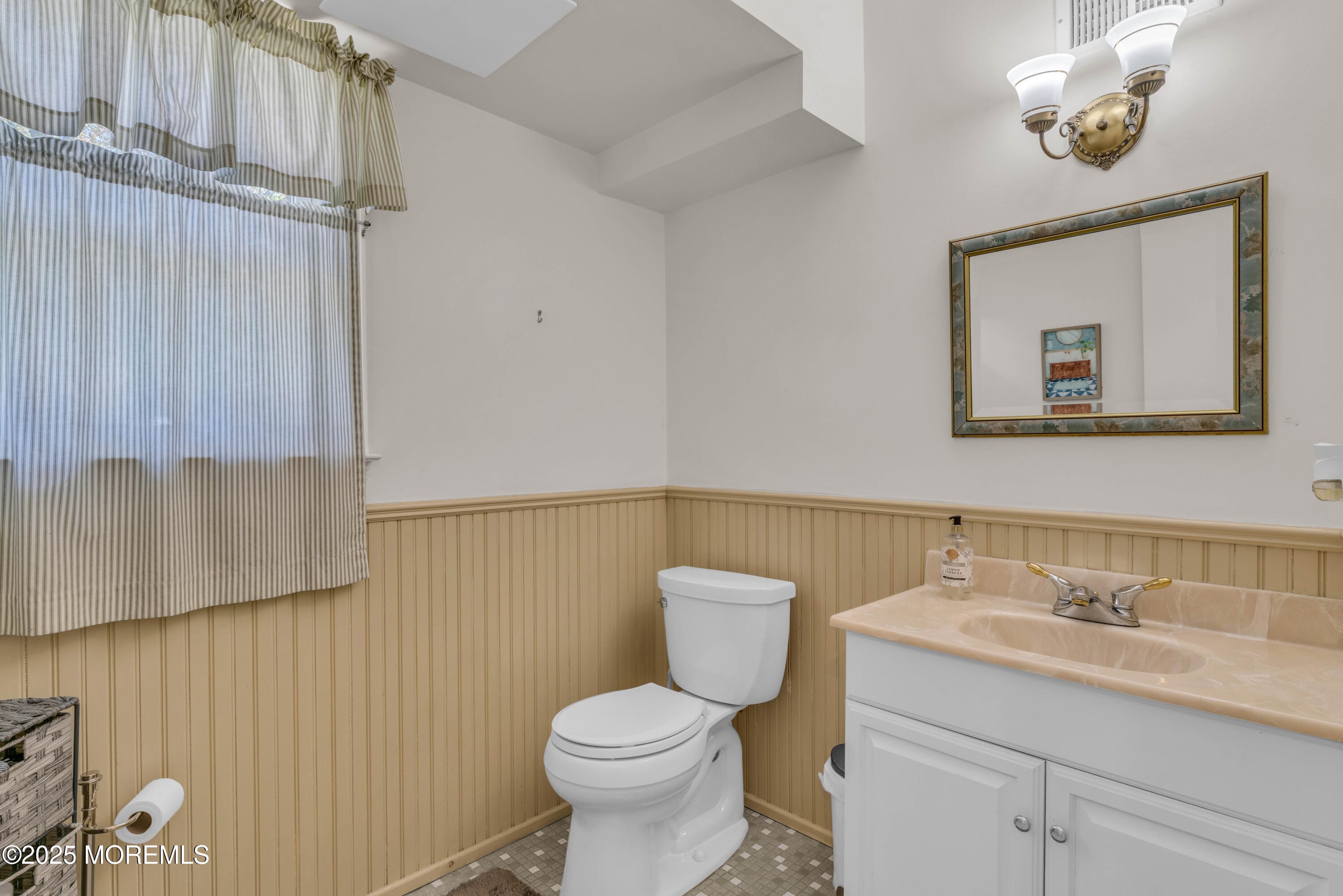 35 Merrick Road, Farmingdale, NJ, 07727 image 14