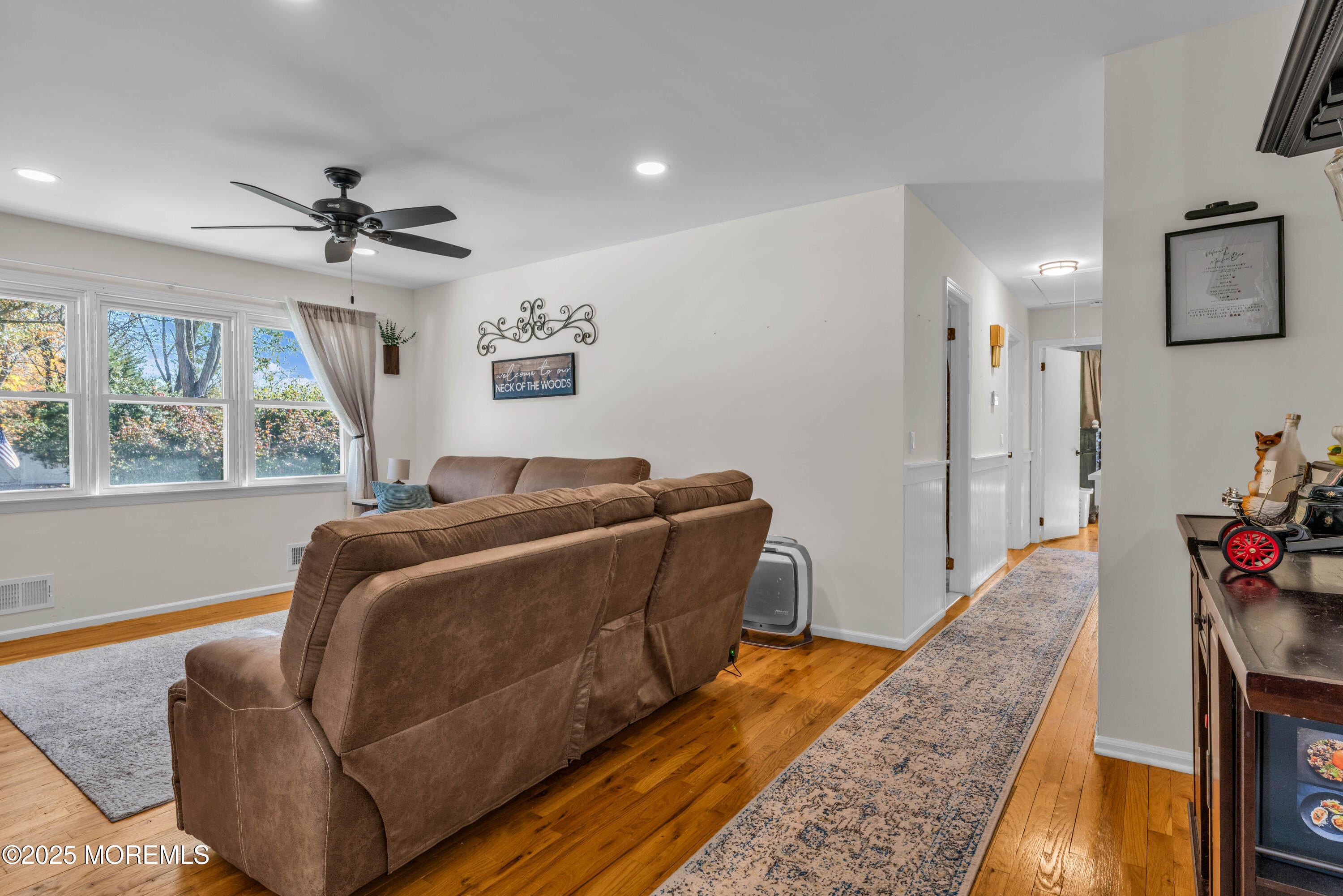 35 Merrick Road, Farmingdale, NJ, 07727 image 22