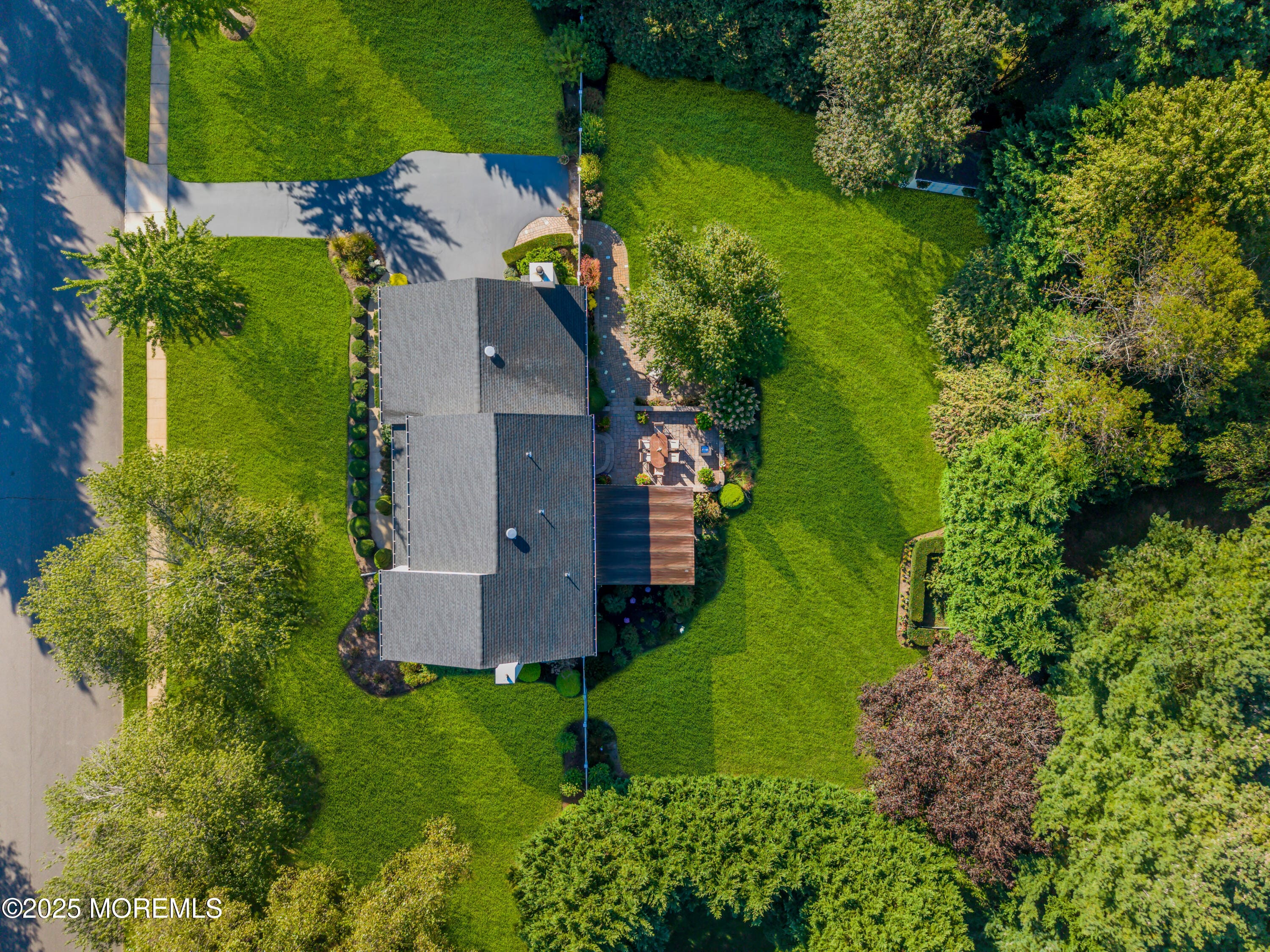 1442 Garrett Drive Image 4