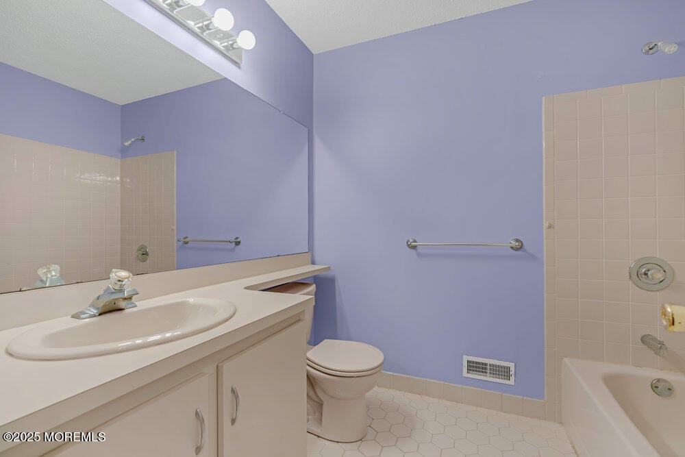 87 Secretariat Court, Tinton Falls, NJ, 07724 image 19