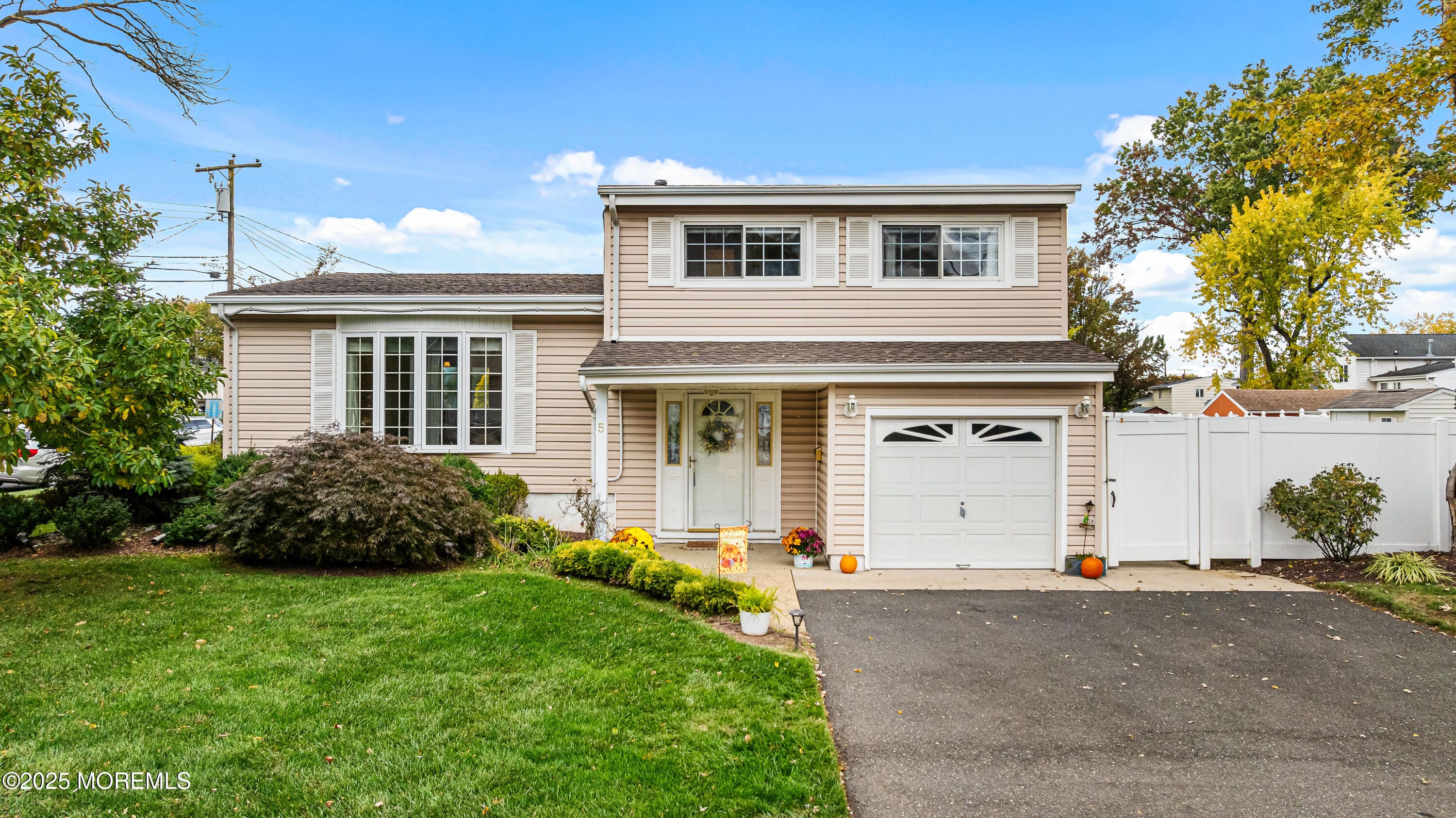 5 Grace Drive, Old Bridge, NJ, 08857