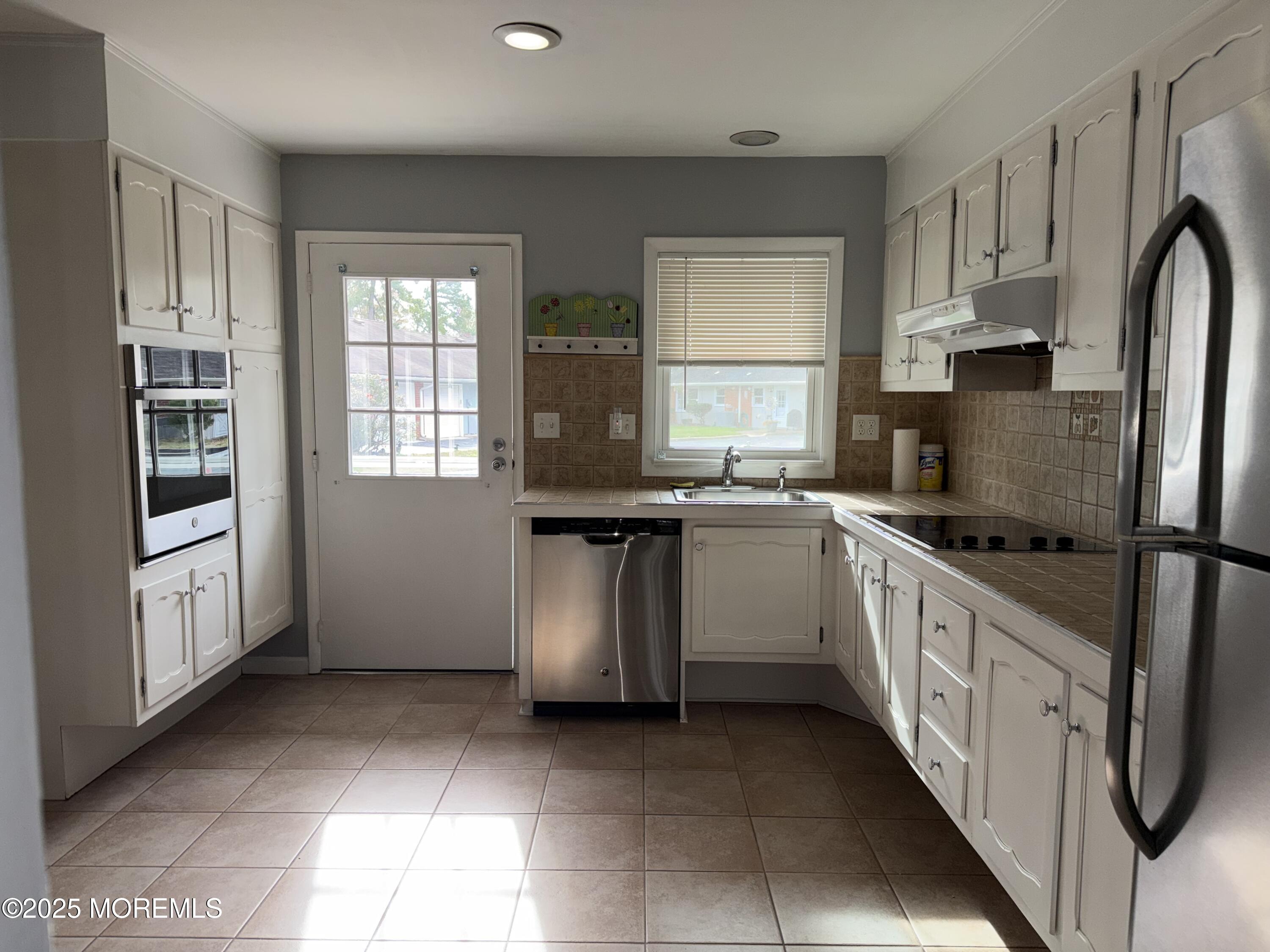 664D Plymouth Drive Image 3