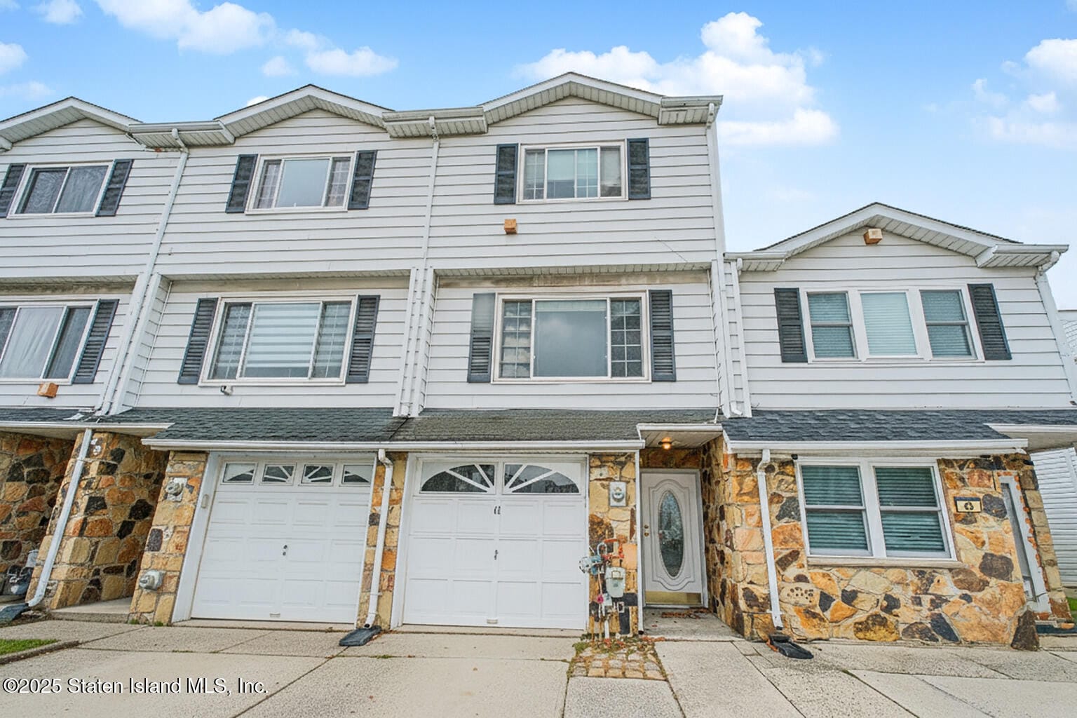 47 Carlyle Green, Staten Island, NY, 10312