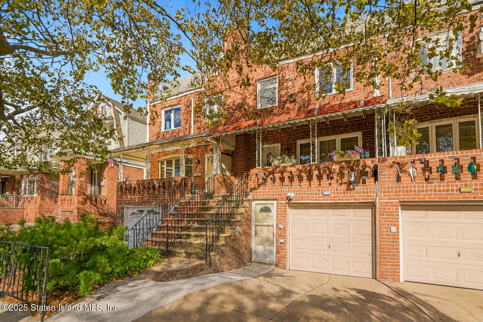 2151 E 38 Street Image 2