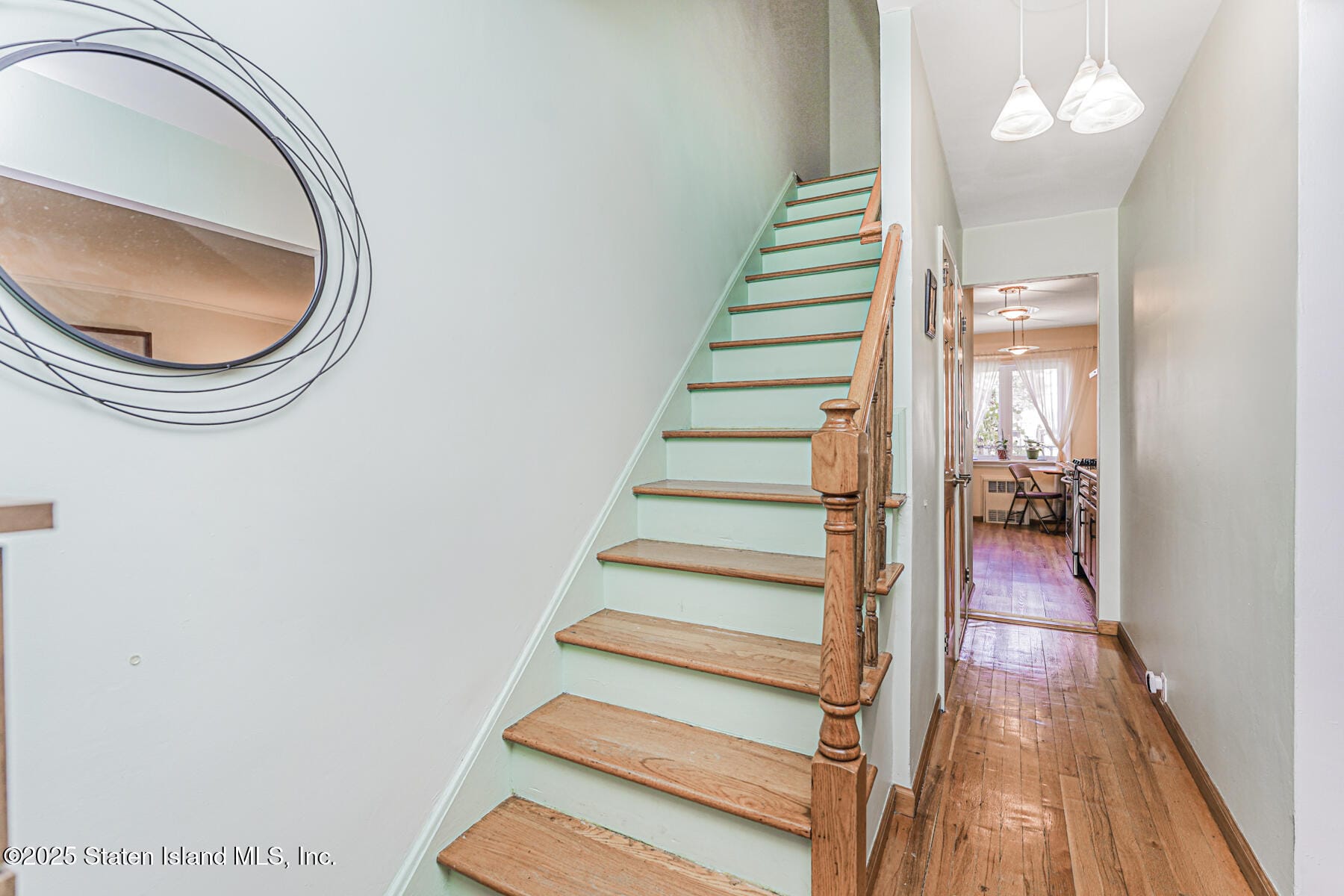 2151 E 38 Street Image 4