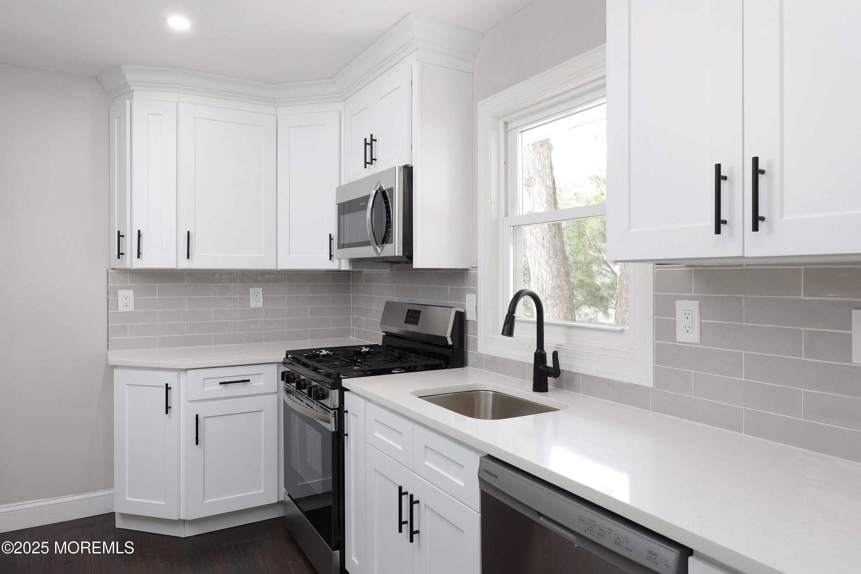 400 Surf Avenue, Beachwood, NJ, 08722 image 7