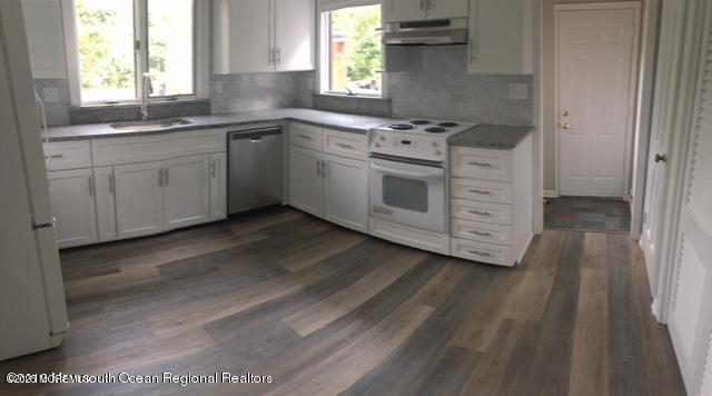 15 Windsor Place, Colts Neck, NJ, 07722 image 8