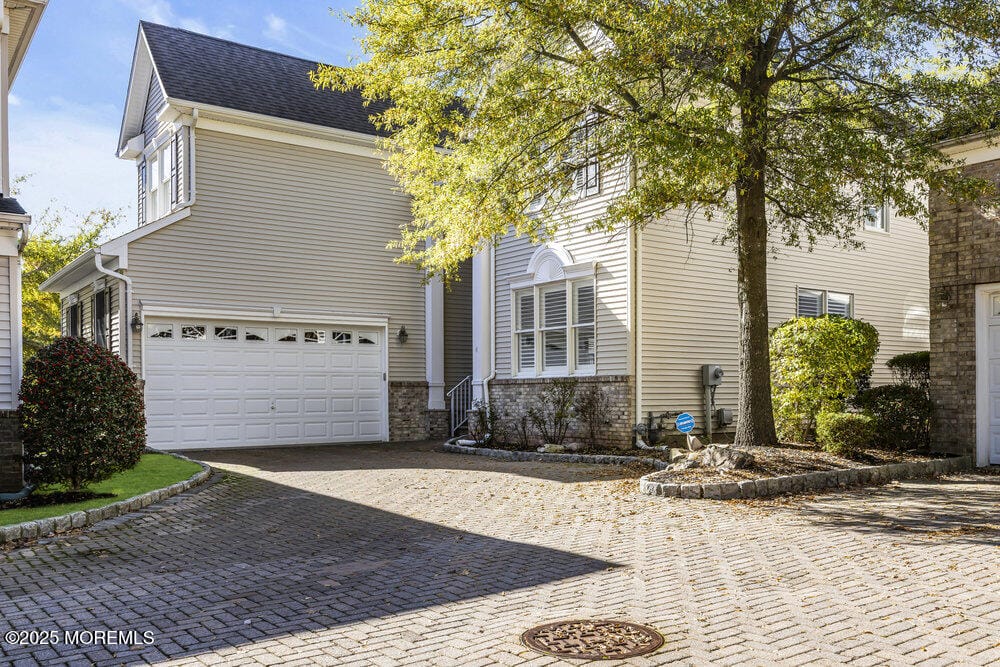 4 Isabella Court, Atlantic Highlands, NJ, 07716