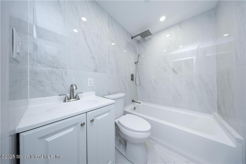 189 Saint Marys Avenue, Staten Island, NY, 10305 image 26