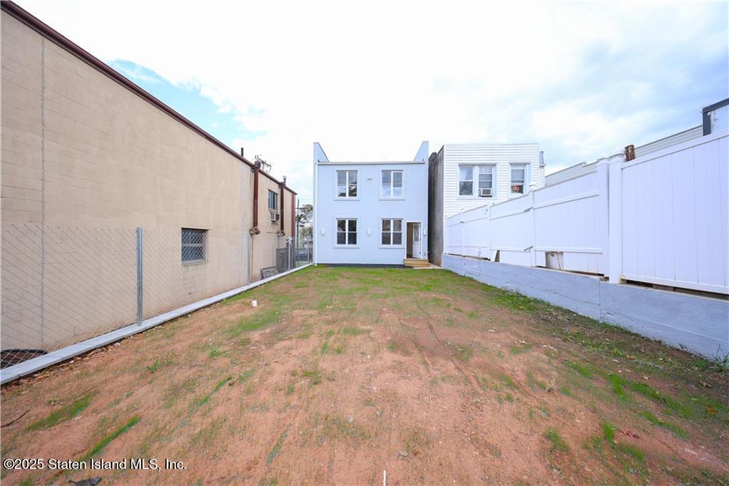 189 Saint Marys Avenue, Staten Island, NY, 10305 image 33