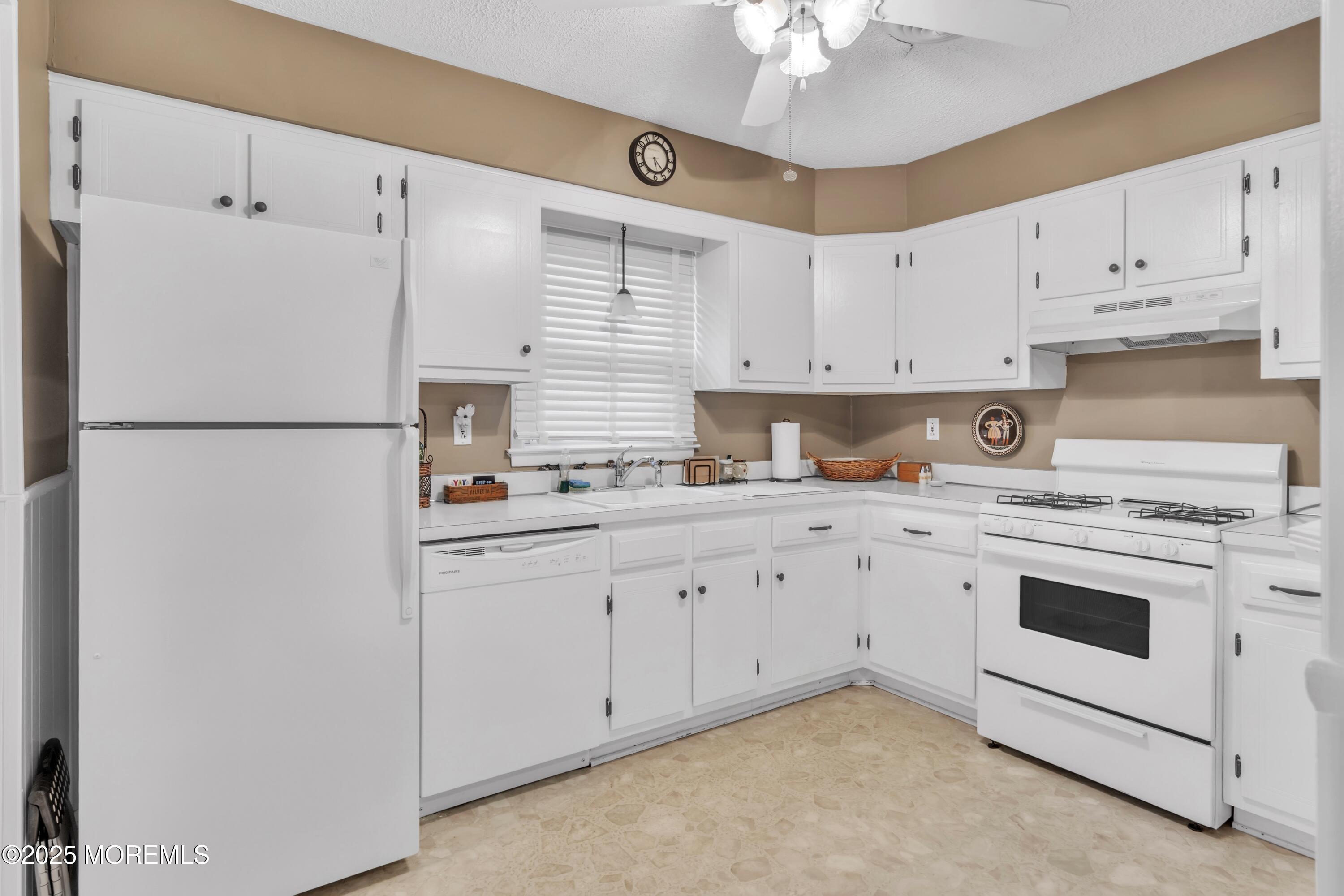 1 York Court, Toms River, NJ, 08757 image 9