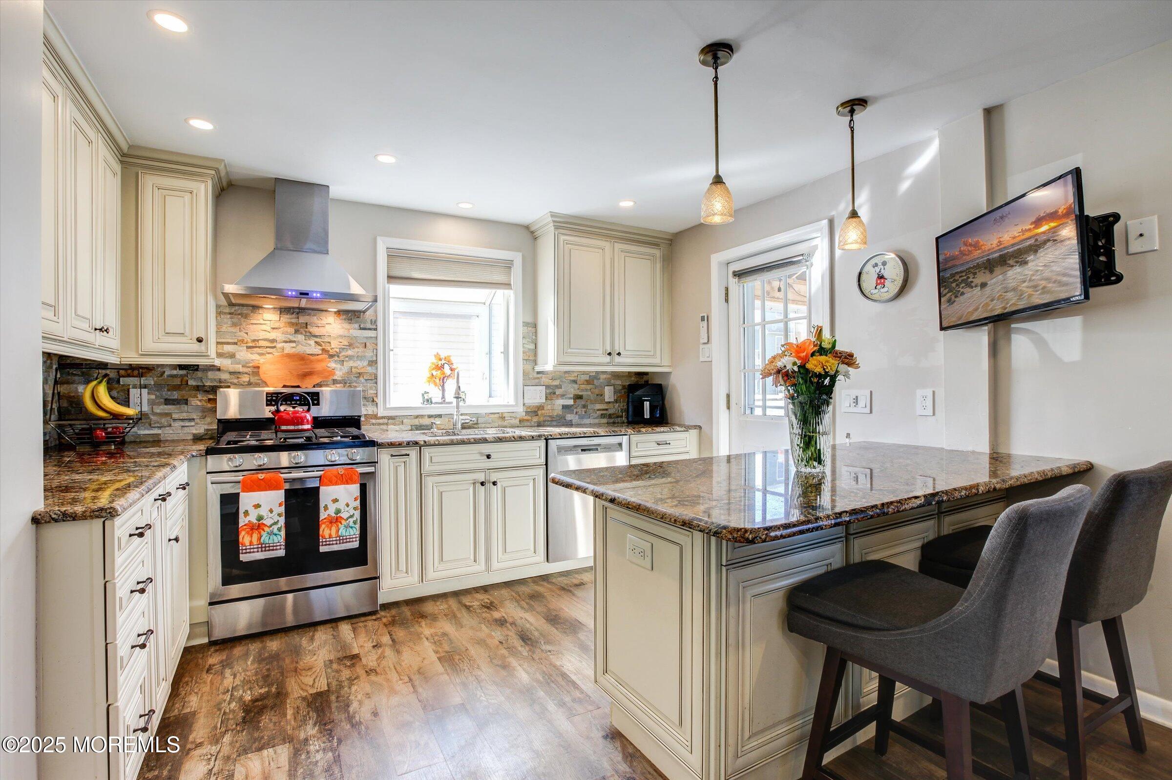 8 Chingarora Avenue, Keyport, NJ, 07735 image 14