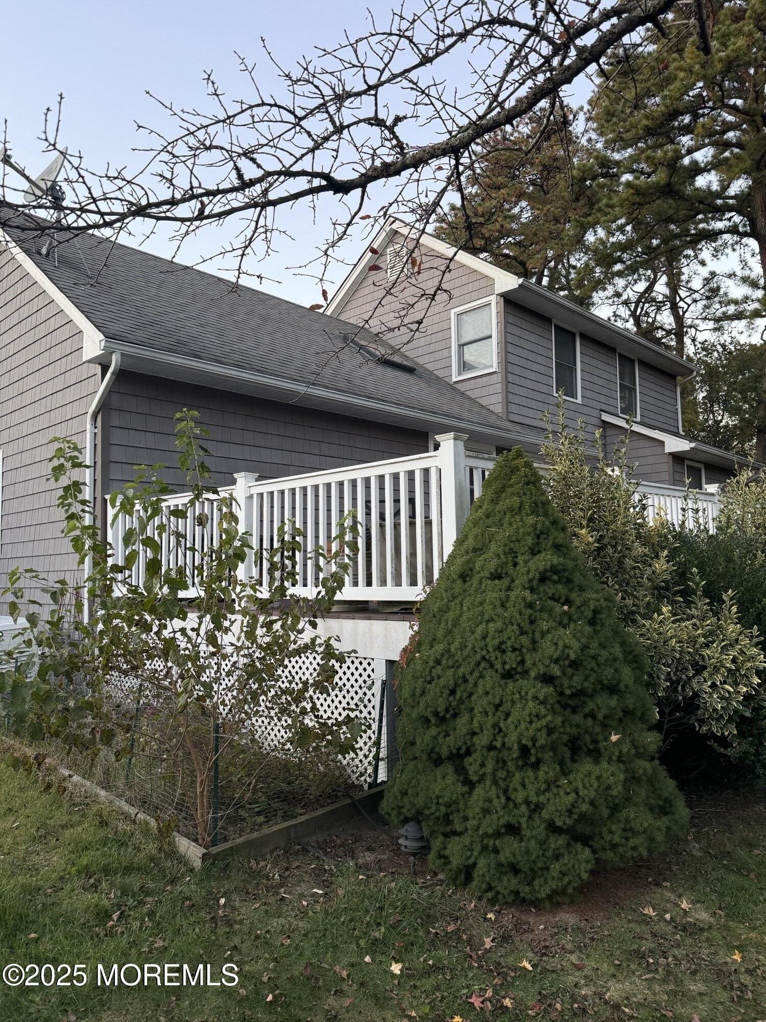 669 Spiral Drive Image 4