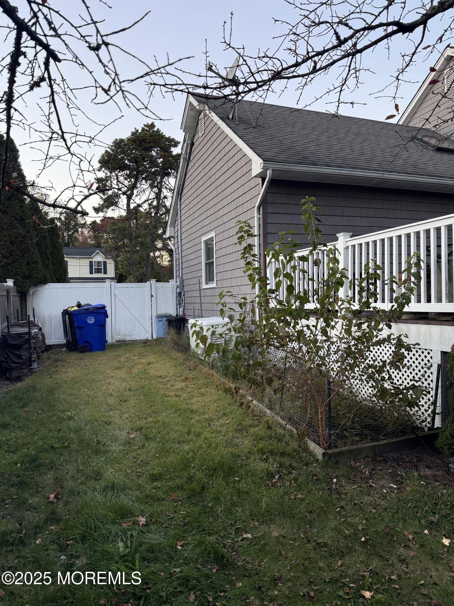 669 Spiral Drive Image 5