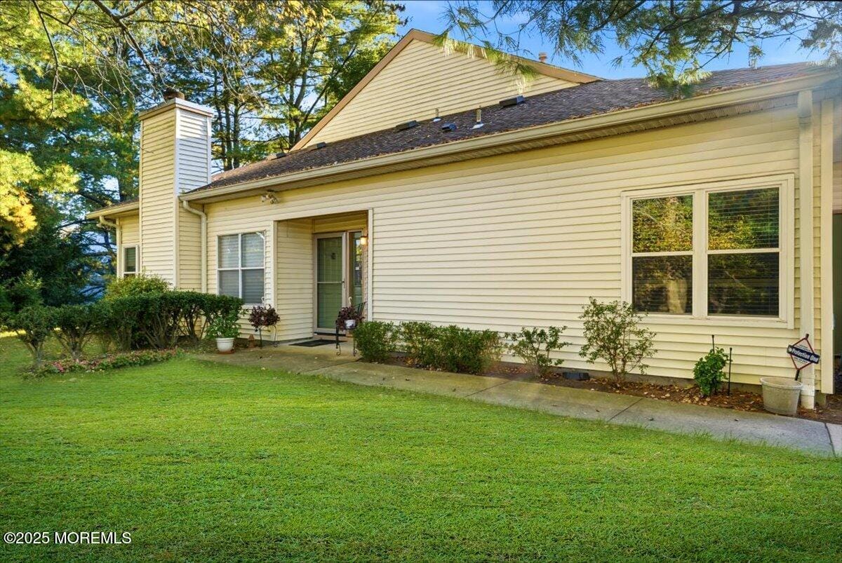 351 Sunshine Court Image 2