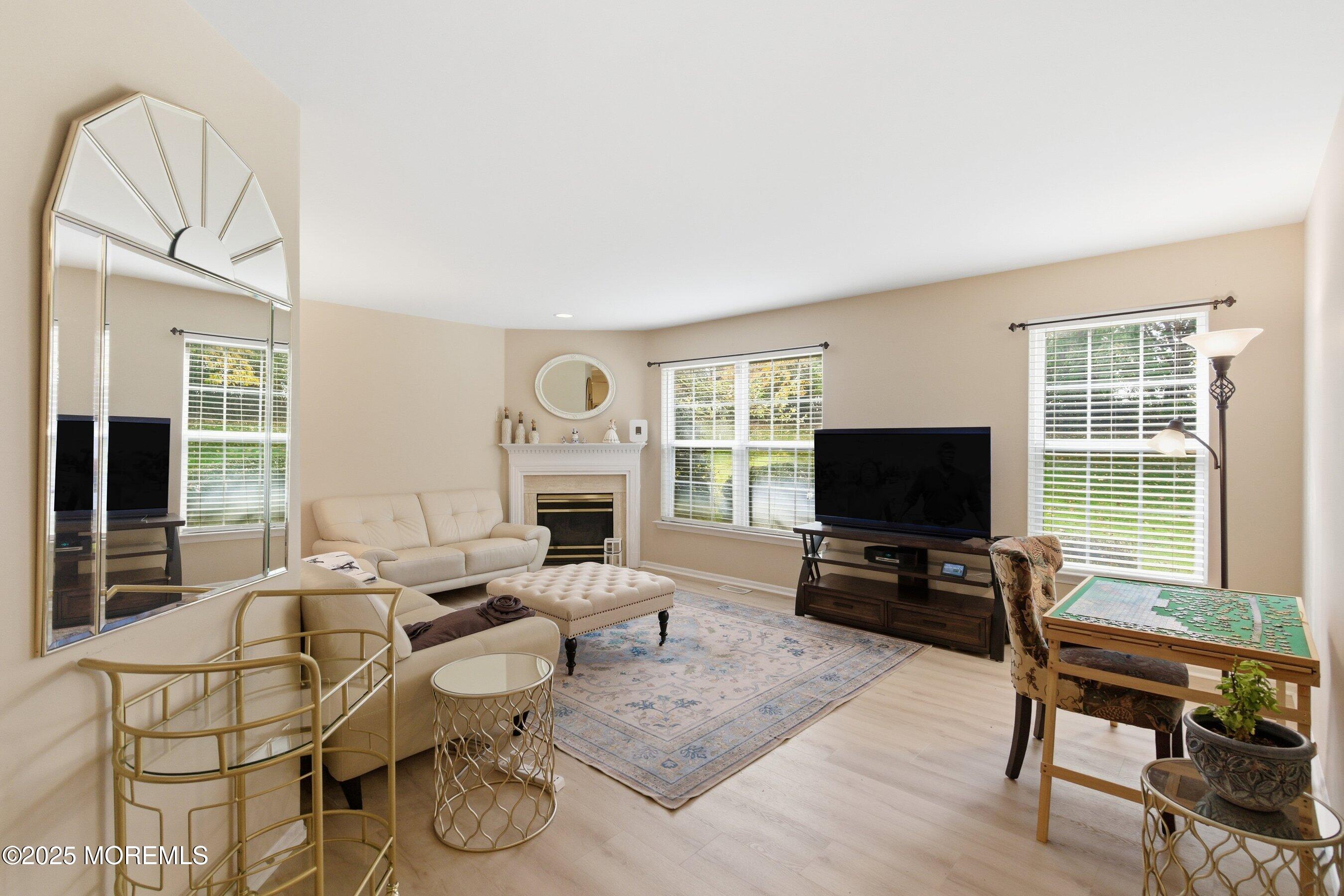 215 Tennis Court Image 5