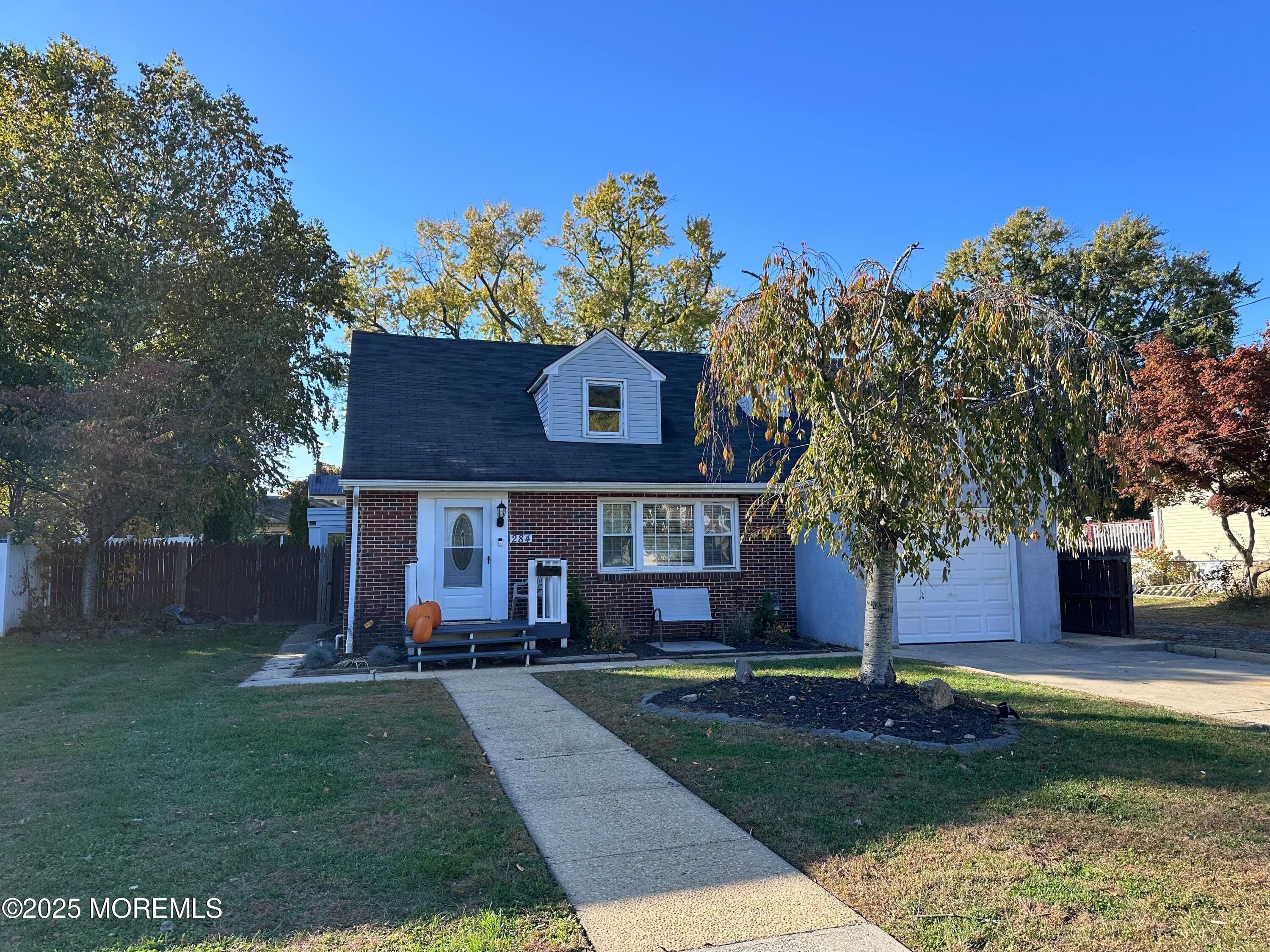 284 Broad Street Image 1