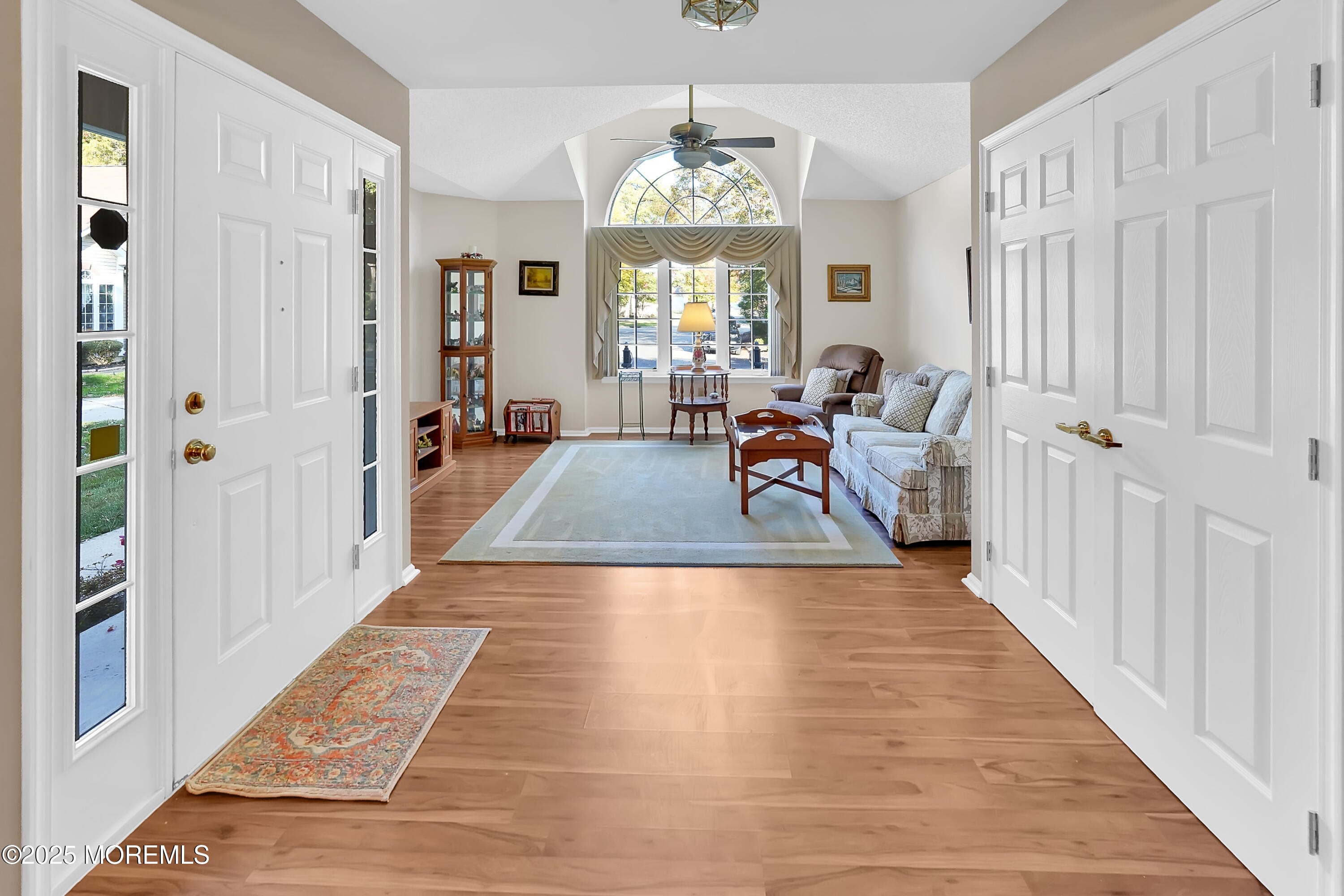 9 Abbot Square Image 5