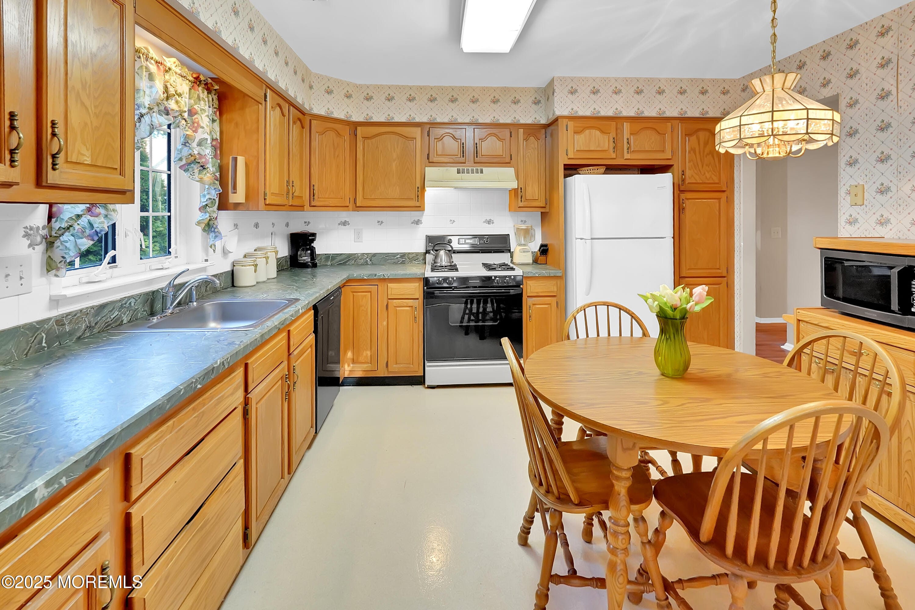 9 Abbot Square, Jackson, NJ, 08527 image 12