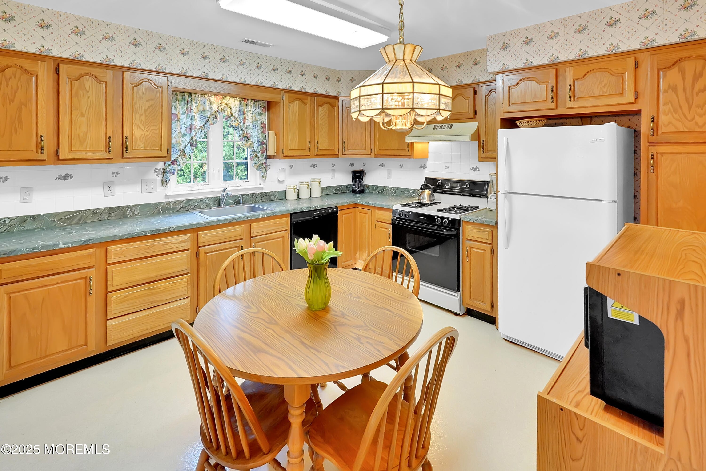 9 Abbot Square, Jackson, NJ, 08527 image 13