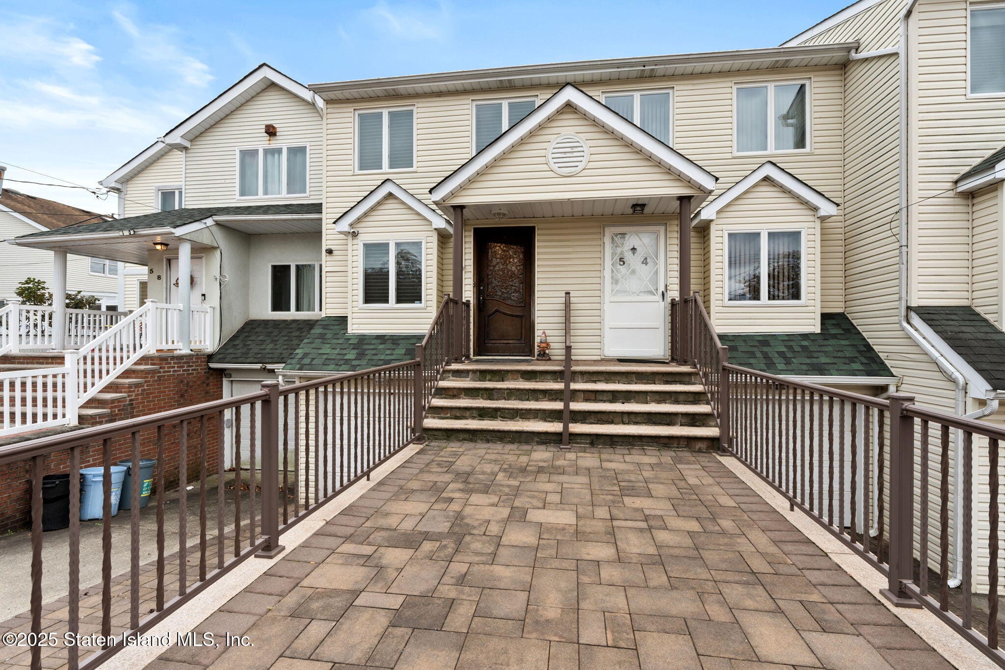 56 Brook Avenue Image 1