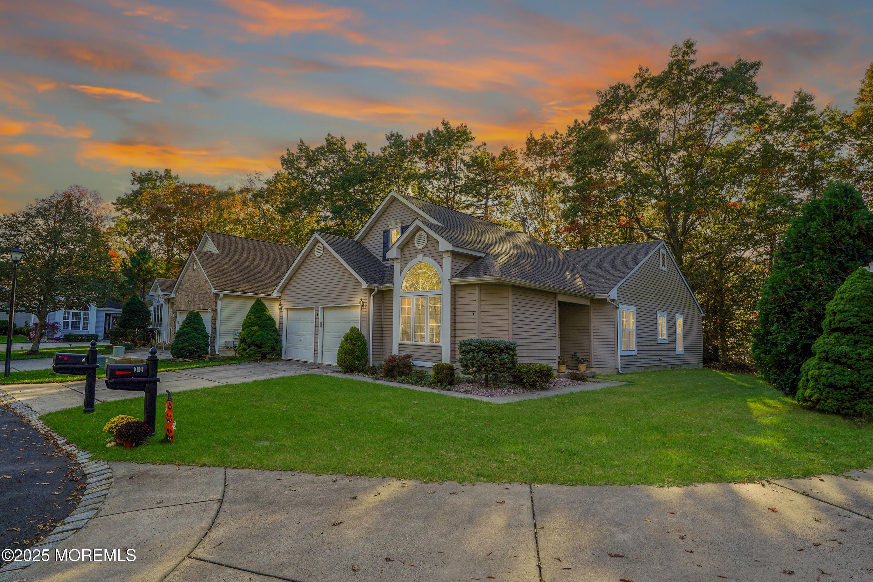 9 Abbot Square, Jackson, NJ, 08527