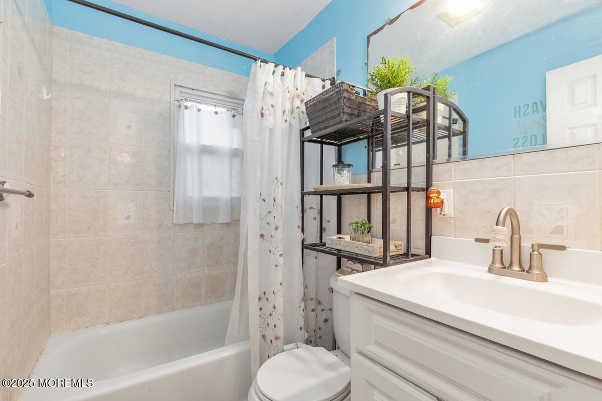 672 Hopping Road Image 3