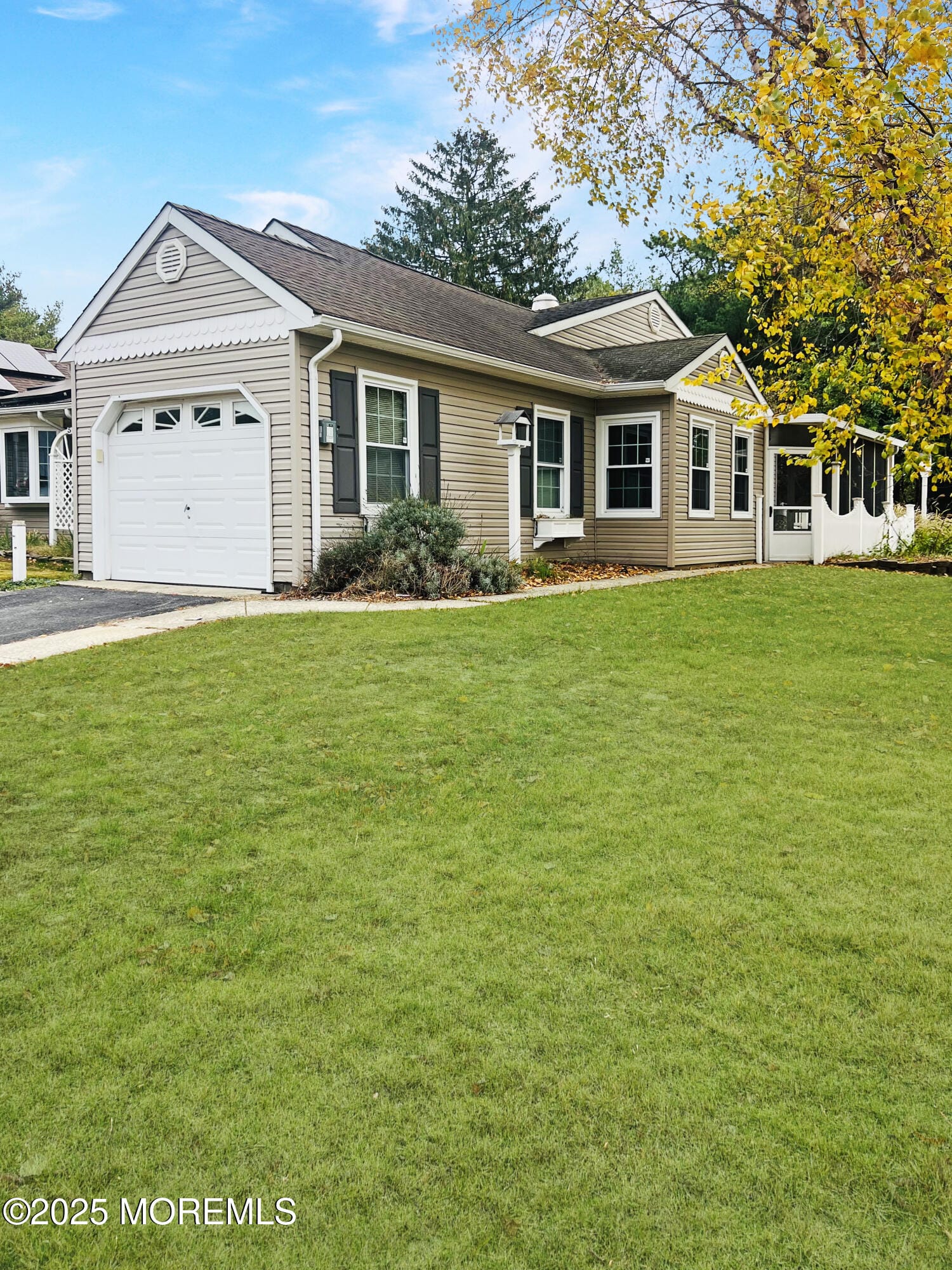 5 Spring Street B Image 2