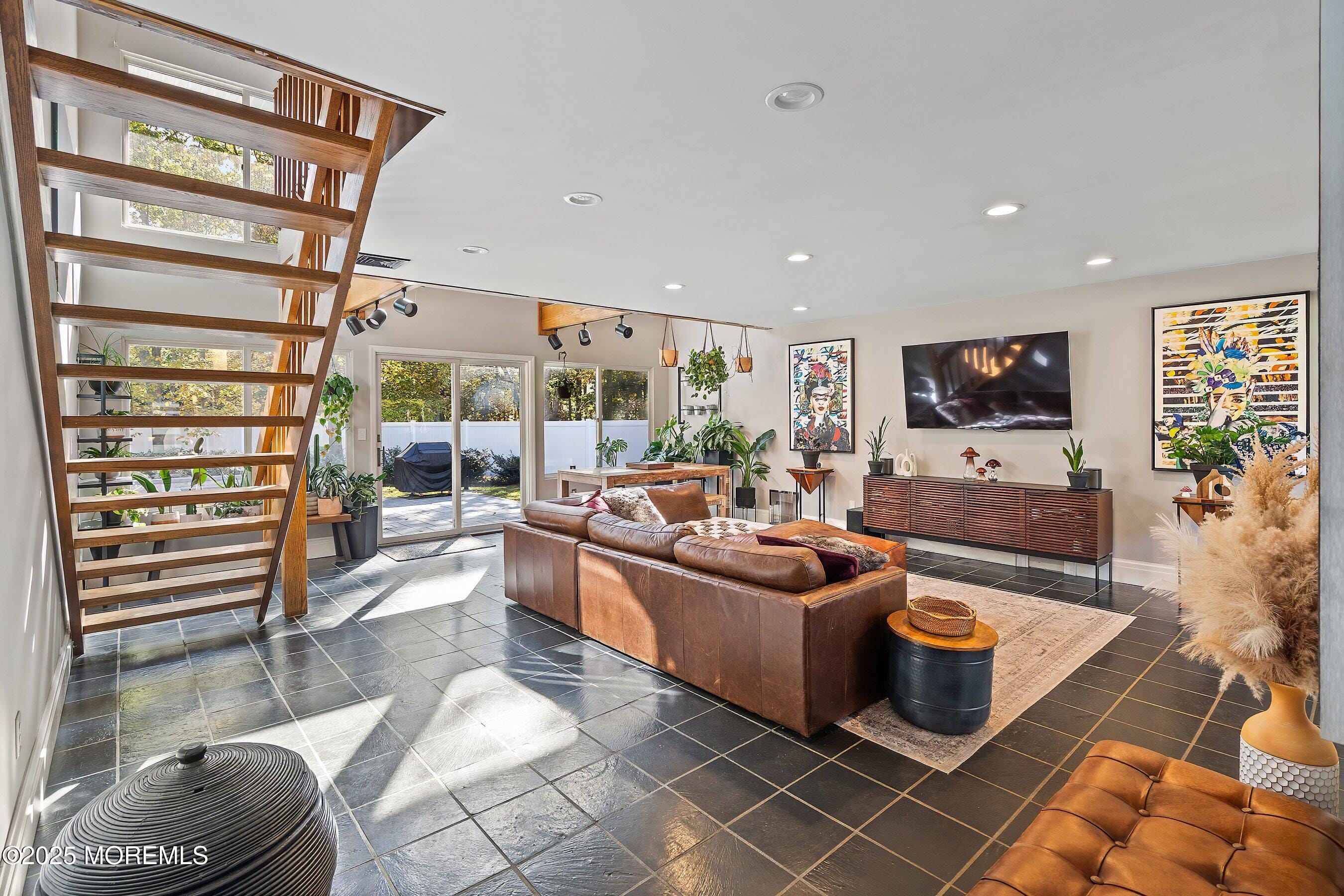 409 Aldrich Road Image 4