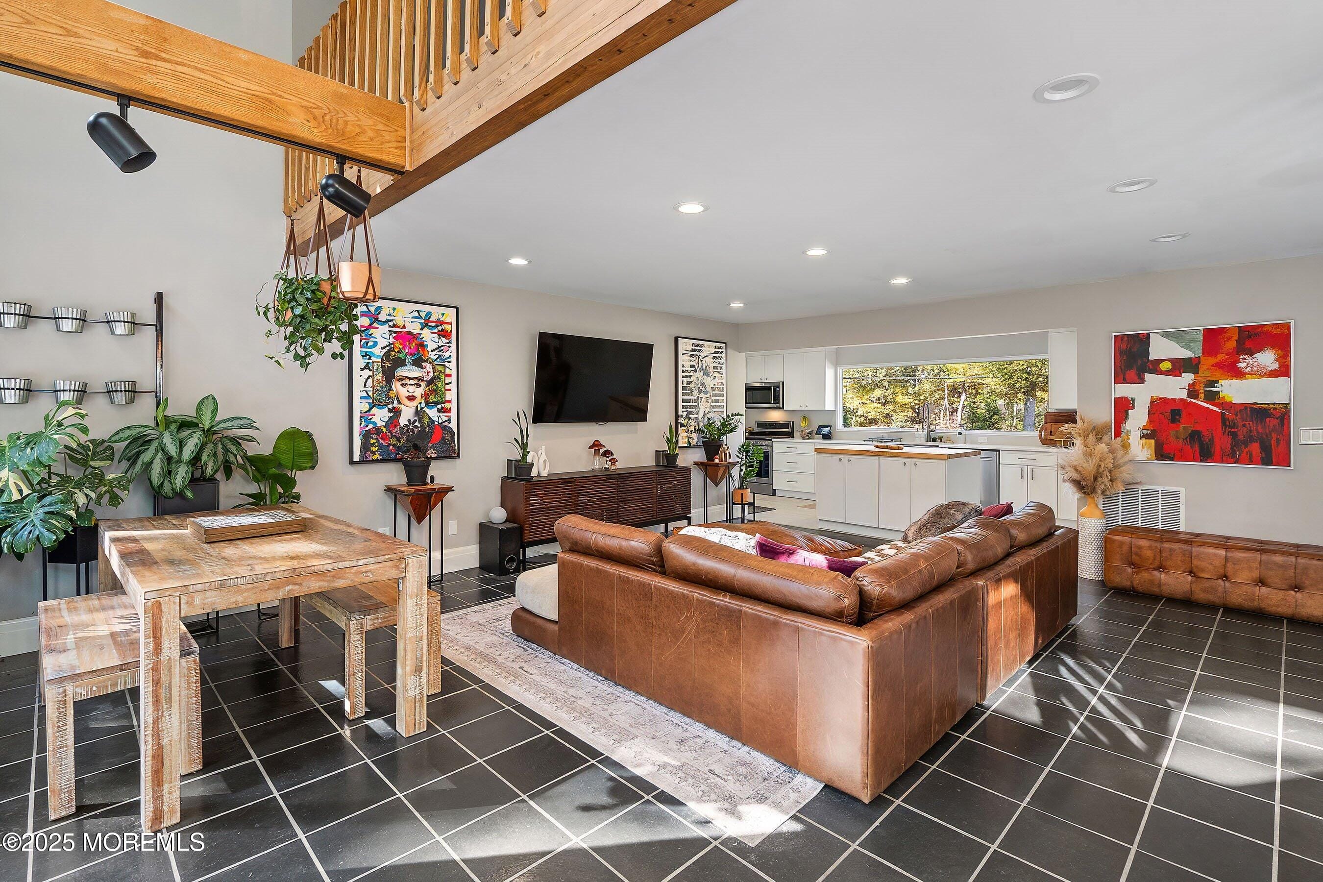 409 Aldrich Road Image 5