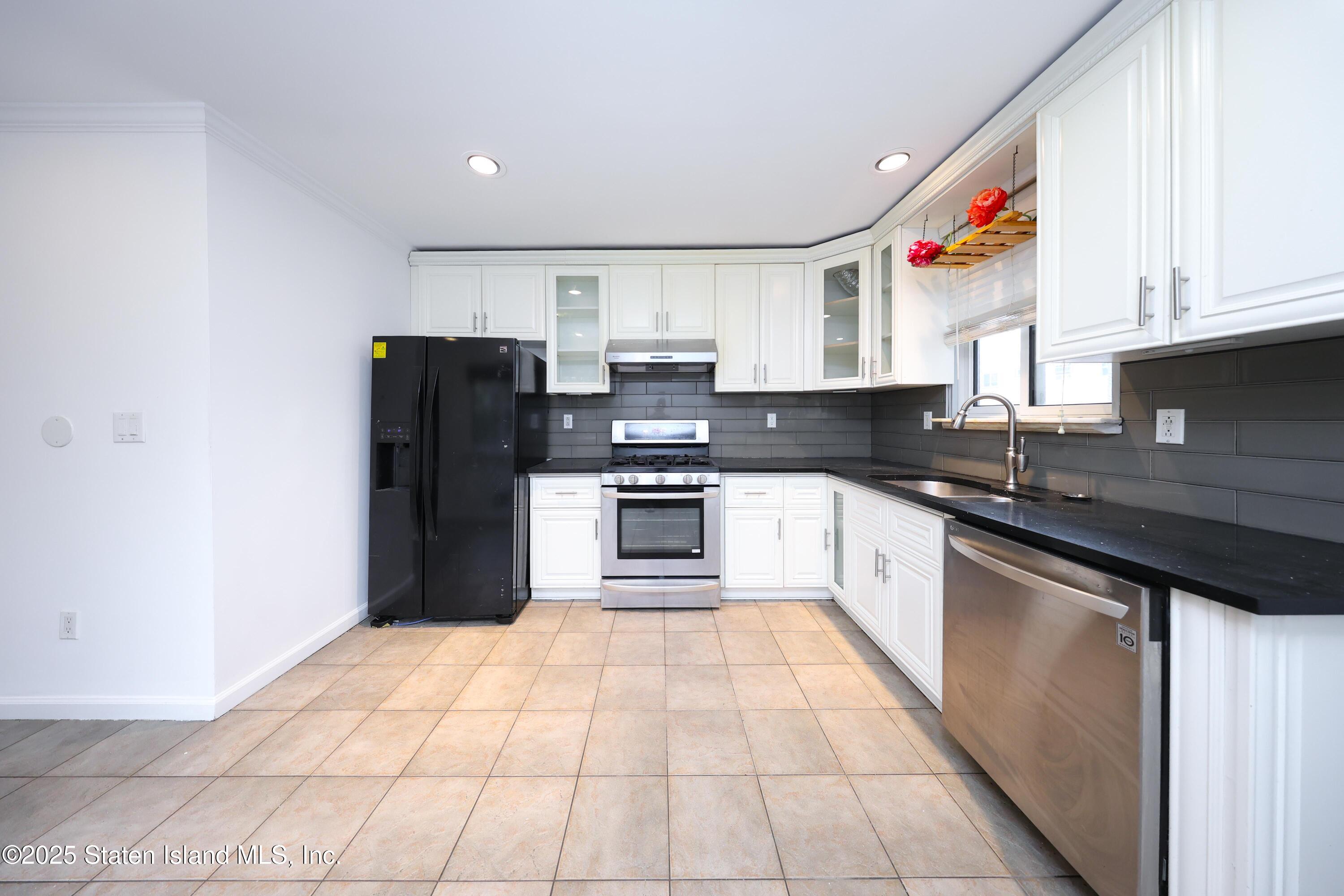 140 Lander Avenue, Staten Island, NY, 10314 image 12