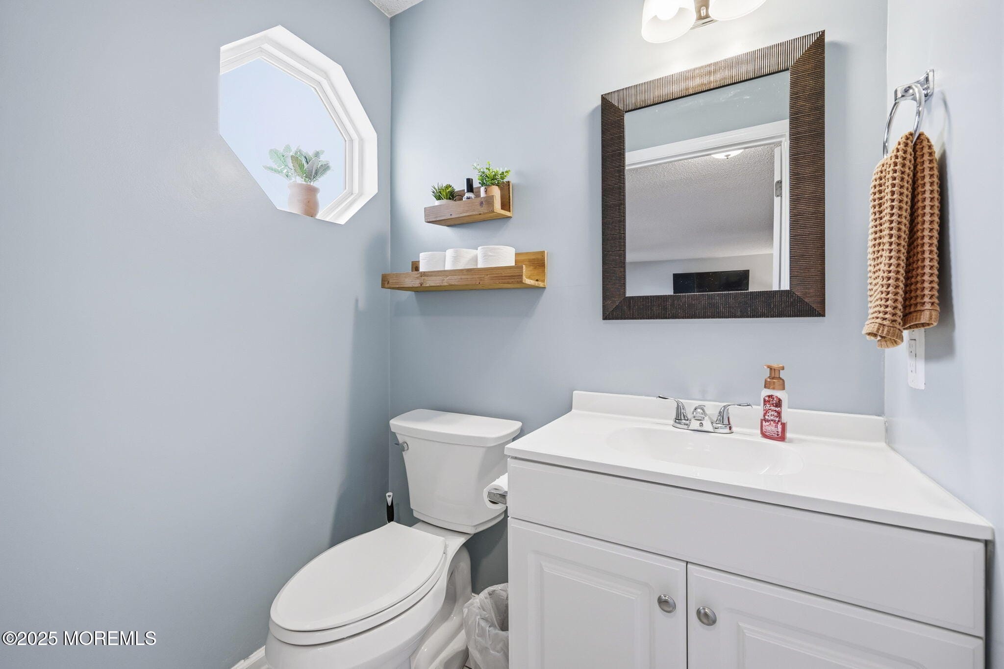 31 Crater Lake Road, Howell, NJ, 07731 image 6