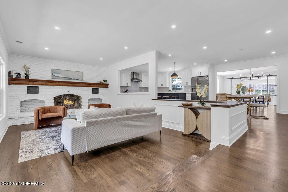 8 Holling Road Image 2