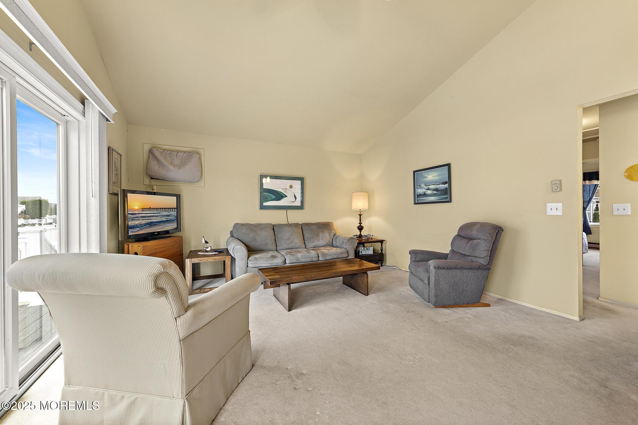 218 Jeremy Lane Image 4