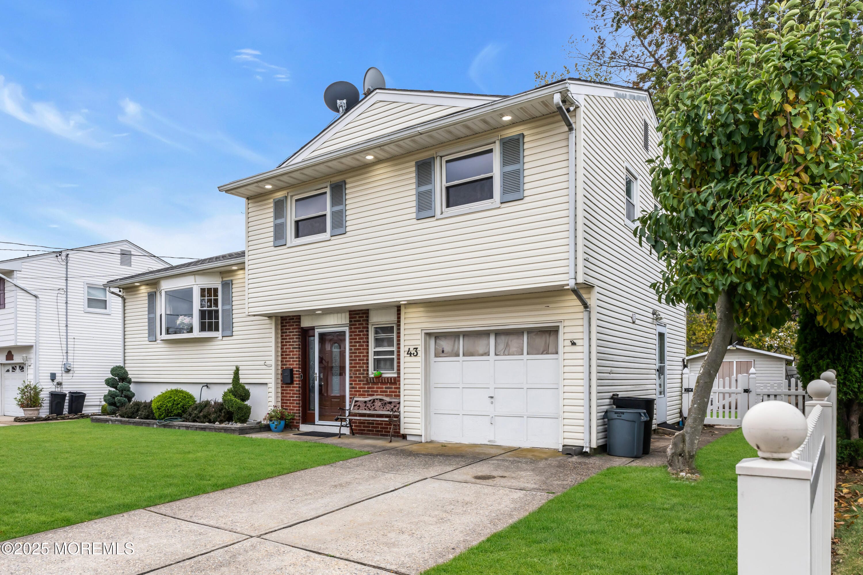 43 Charlotte Street Image 3