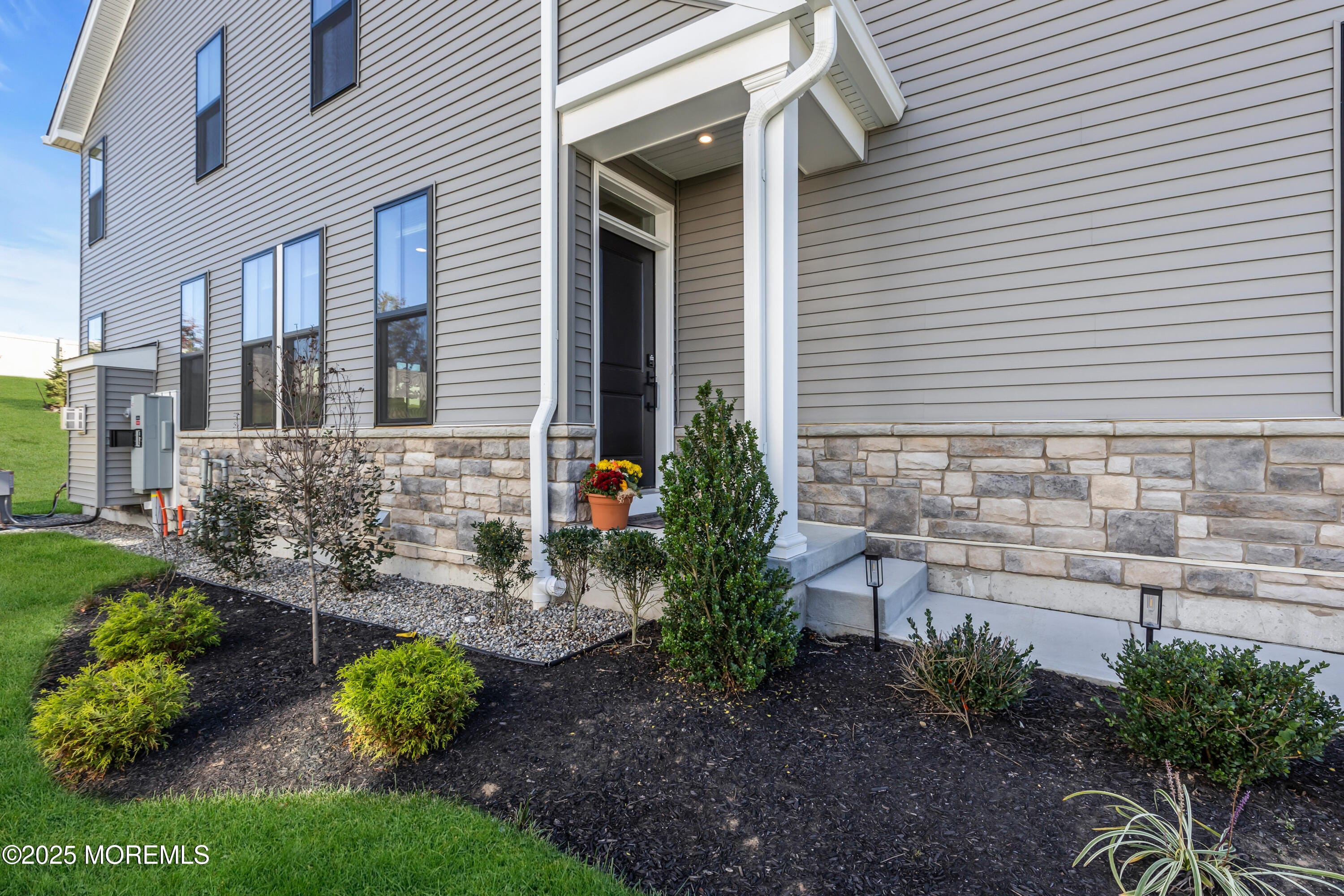 172 Mustang Drive Image 5