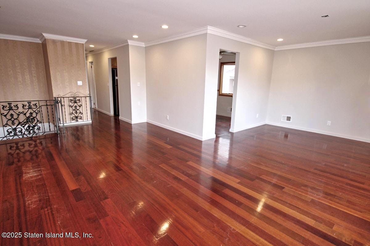 90 Levit Avenue Image 2