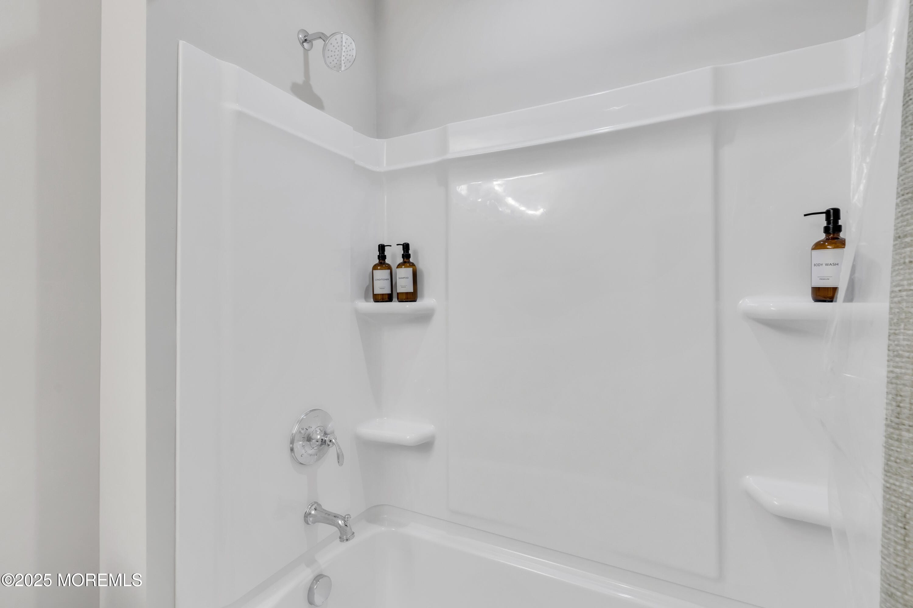 172 Mustang Drive, Manalapan, NJ, 07726 image 34