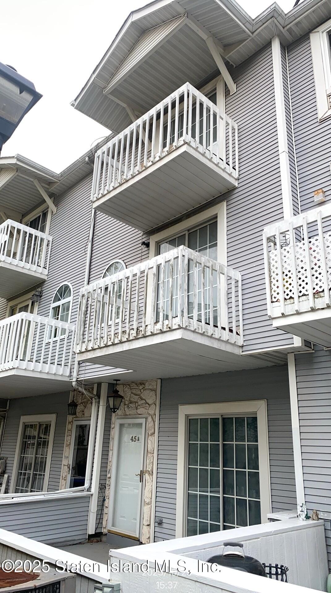 45 A Country Drive, Staten Island, NY, 10314